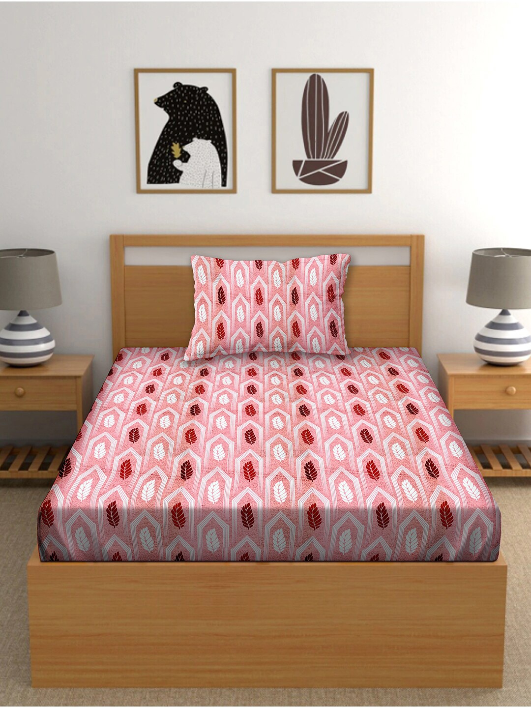 

BELLA CASA Peach-Coloured & White Graphic 150 TC Single Bedsheet with 1 Pillow Covers