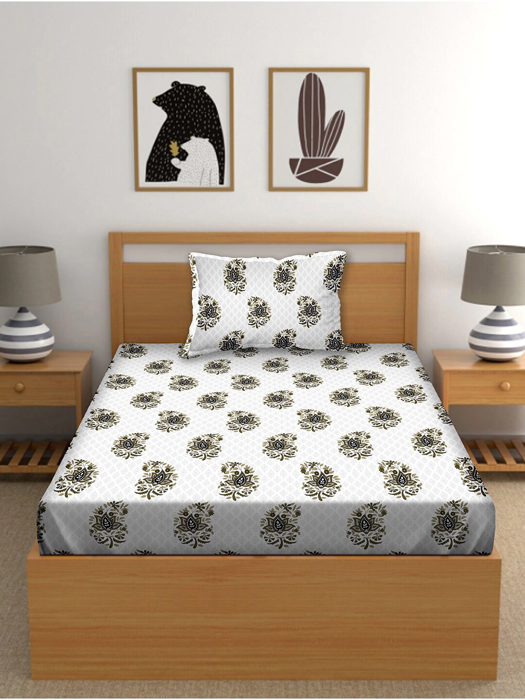 

BELLA CASA Green & Grey Ethnic Motifs 150 TC Single Bedsheet with 1 Pillow Covers