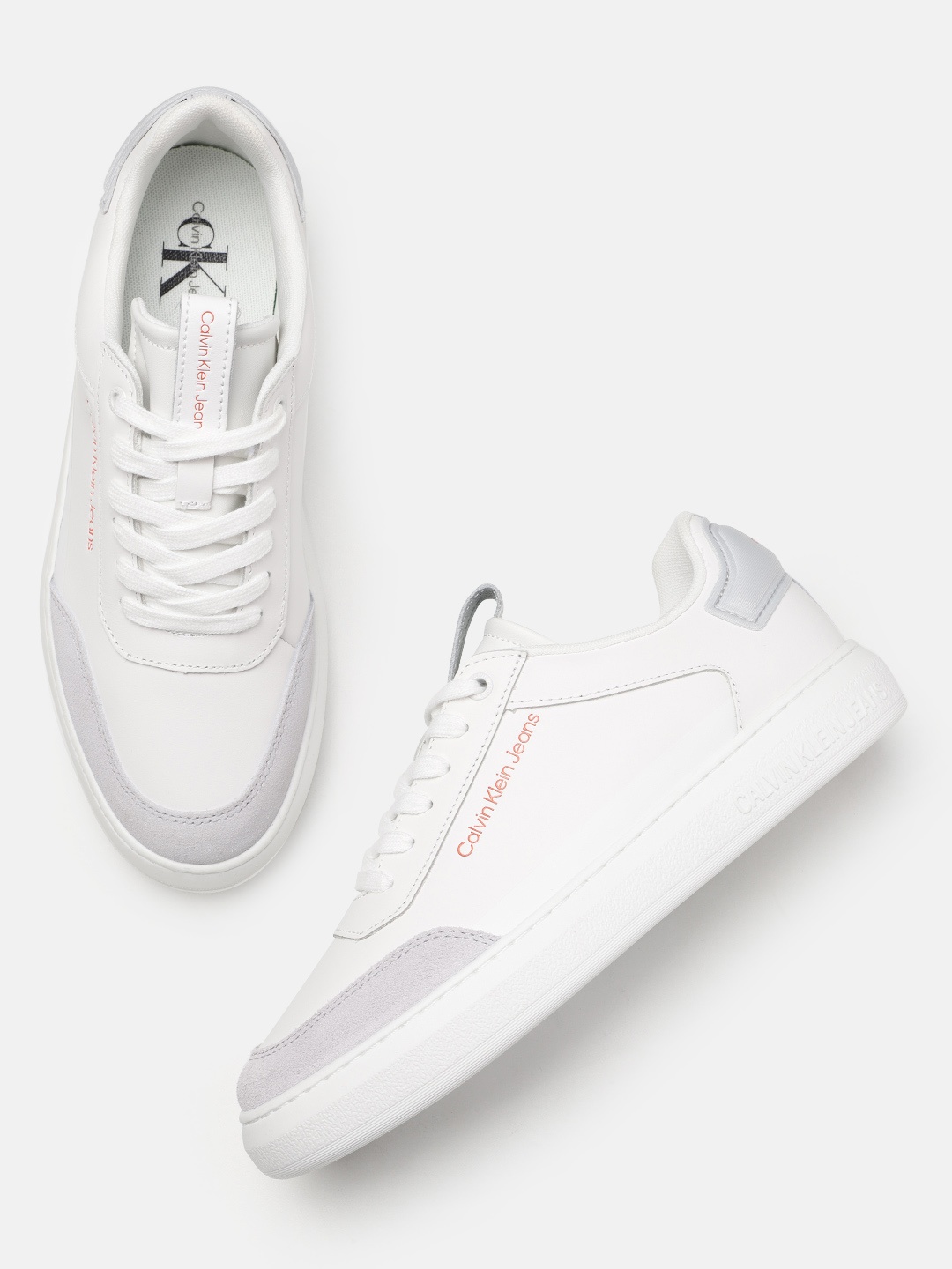 

Calvin Klein Jeans Men Leather Sneakers, White