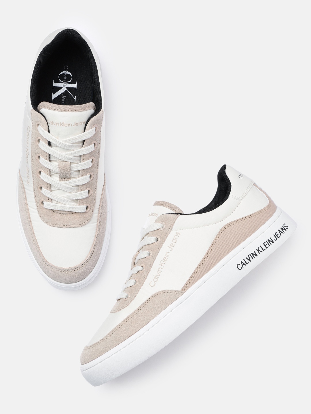 

Calvin Klein Jeans Men Classic Sneakers, Off white