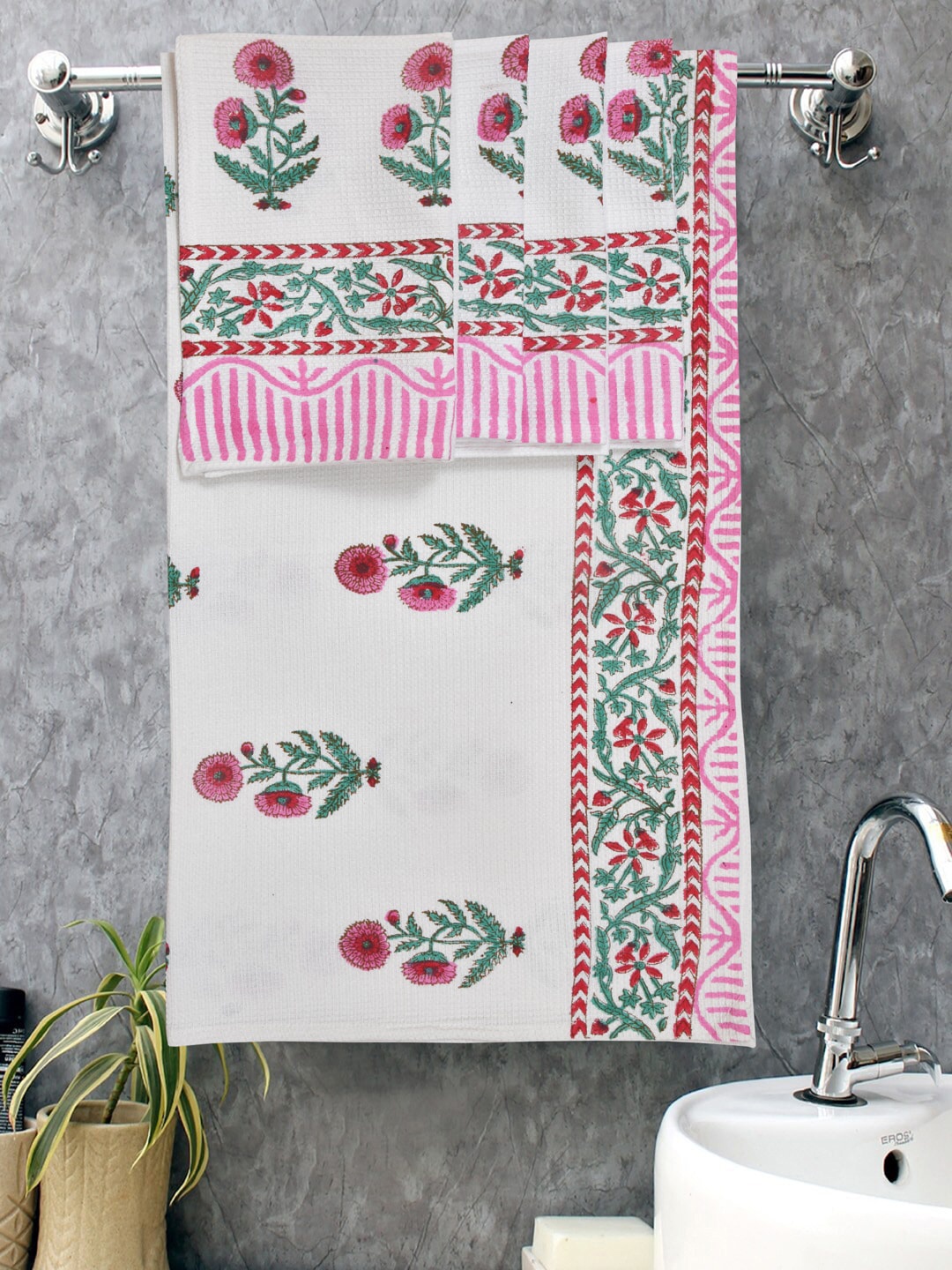 

BLOCKS OF INDIA Set of 5 Floral Printed 210 GSM Cotton Towel Set, Pink