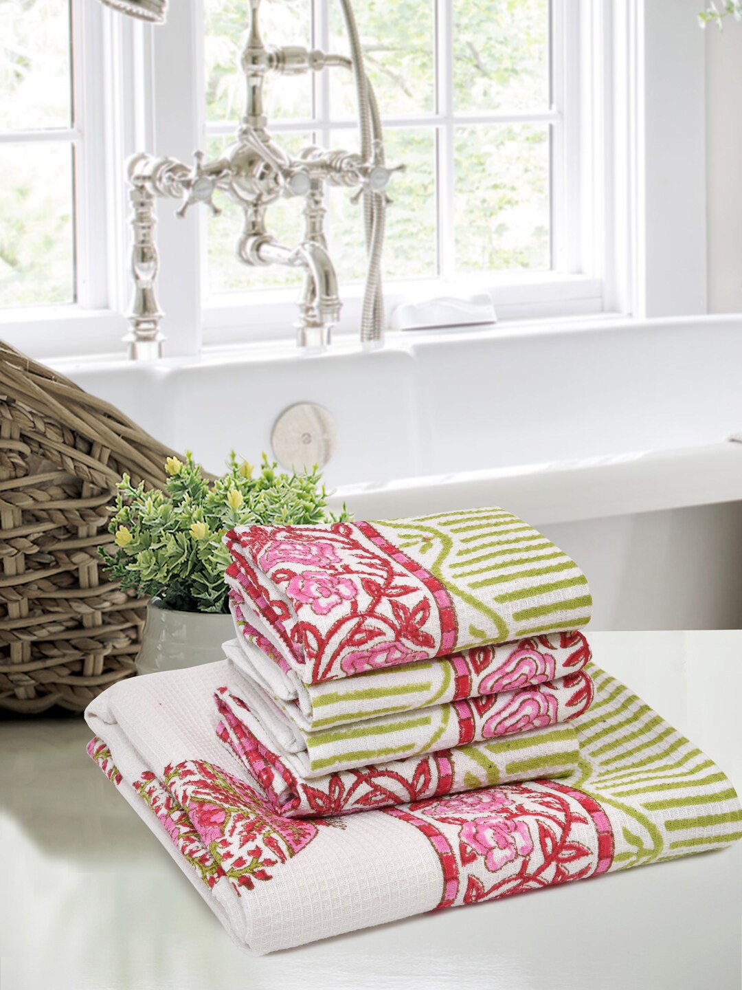 

BLOCKS OF INDIA Set Of 5 Printed 210 GSM Pure Cotton Towel Set, Pink