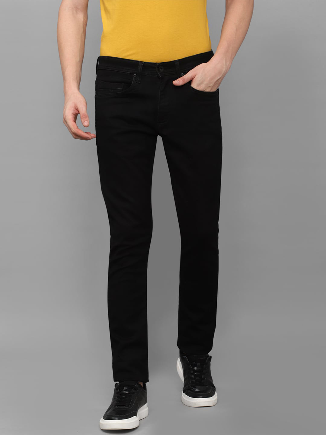 

Louis Philippe Jeans Men Slim Fit Jeans, Black