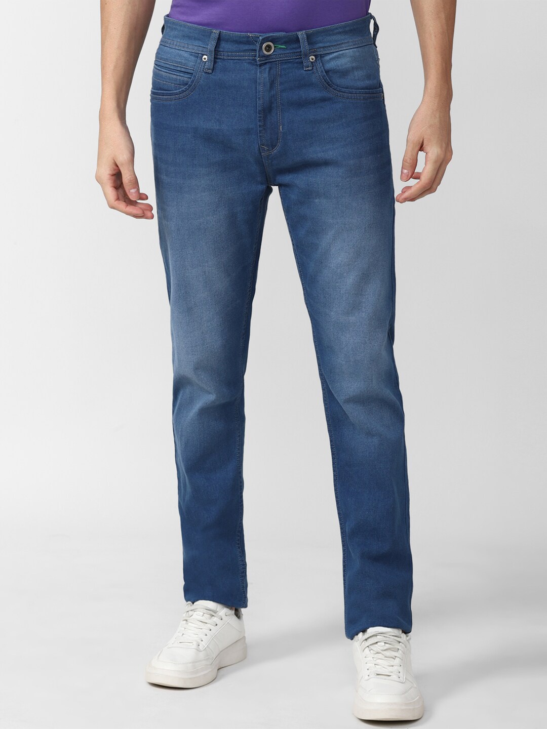 

Peter England Casuals Men Slim Fit Light Fade Jeans, Blue