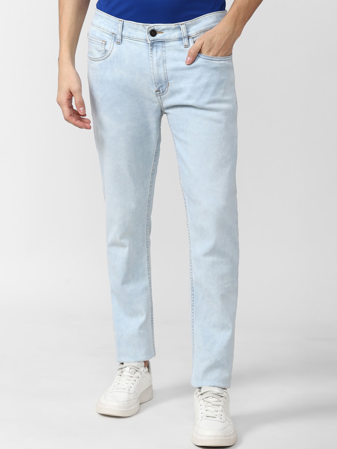 

Peter England Casuals Men Slim Fit Heavy Fade Jeans, Blue