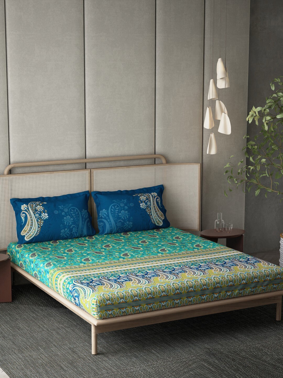 

DDecor Floral 250 TC King Bedsheet With 2 Pillow Covers, Turquoise blue