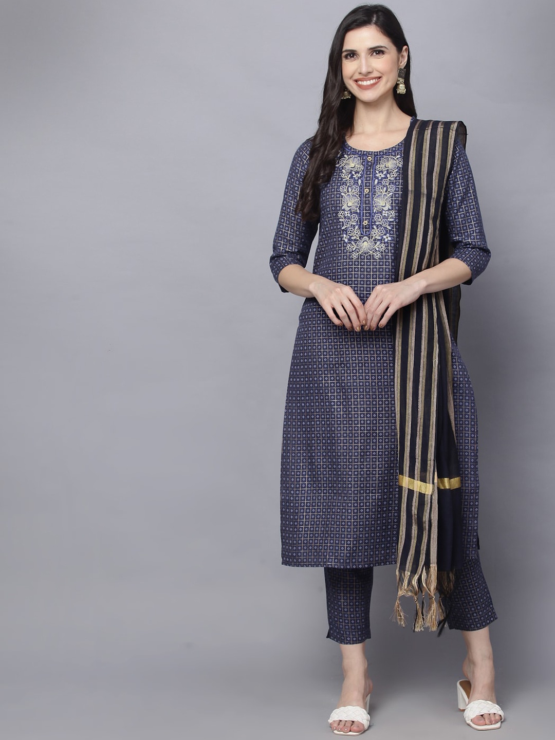 

MAAND Women Ethnic Embroidered Pure Cotton Kurta with Trousers & Dupatta, Navy blue