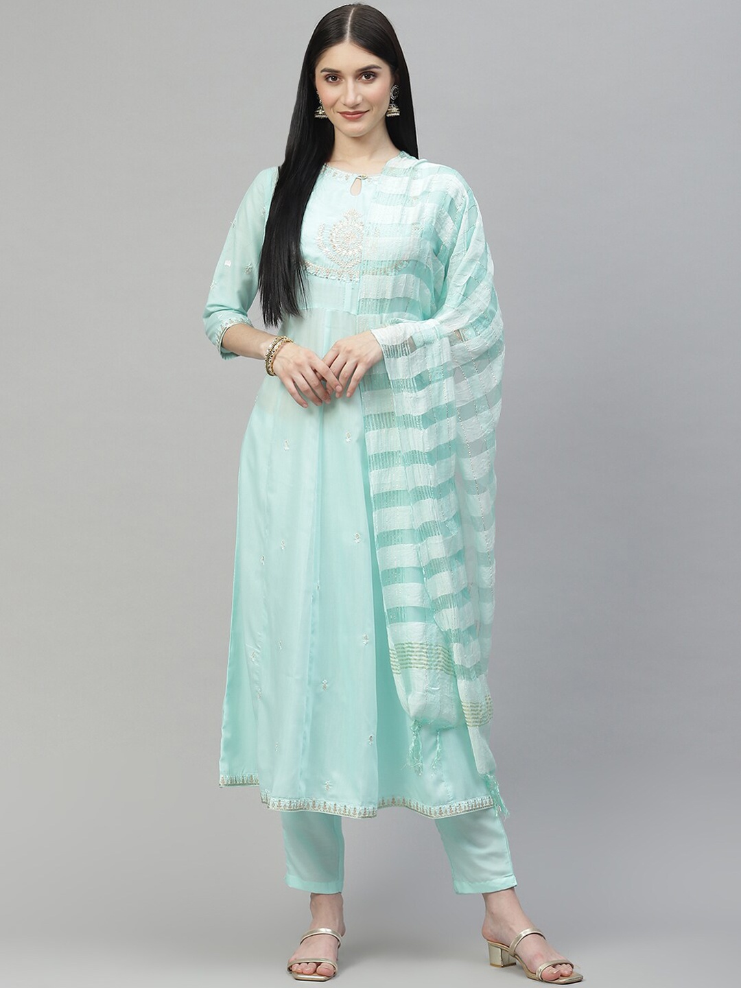 

MAAND Women Floral Embroidered Kurta with Trousers & Dupatta, Blue