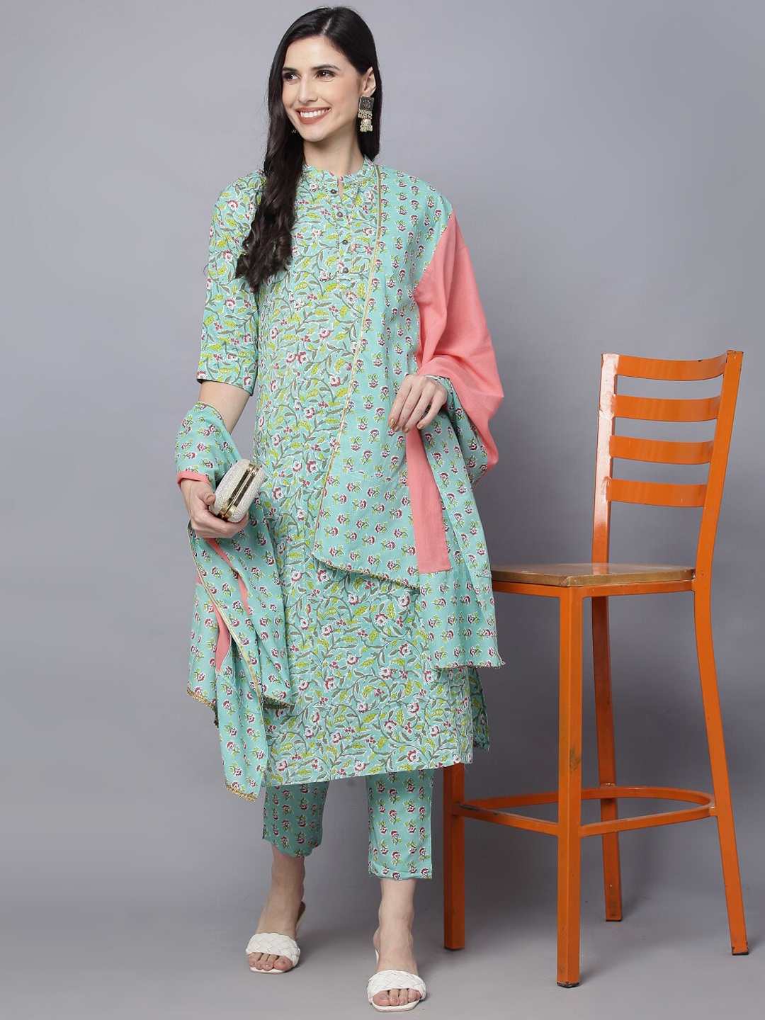 

MAAND Women Floral Printed Pure Cotton Kurta with Trousers & Dupatta, Green