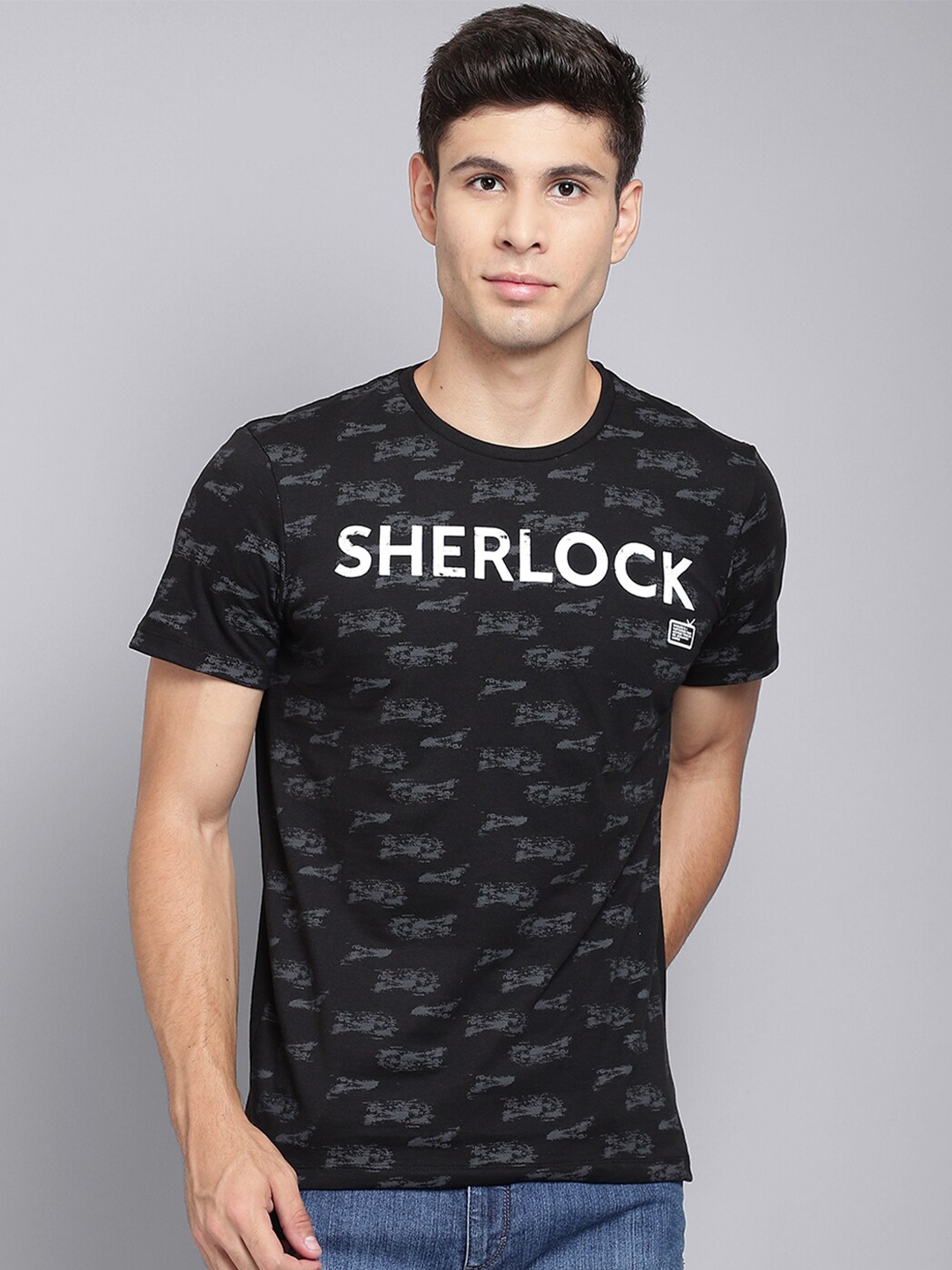 

Free Authority Men Sherlock Black Cotton Printed T-shirt