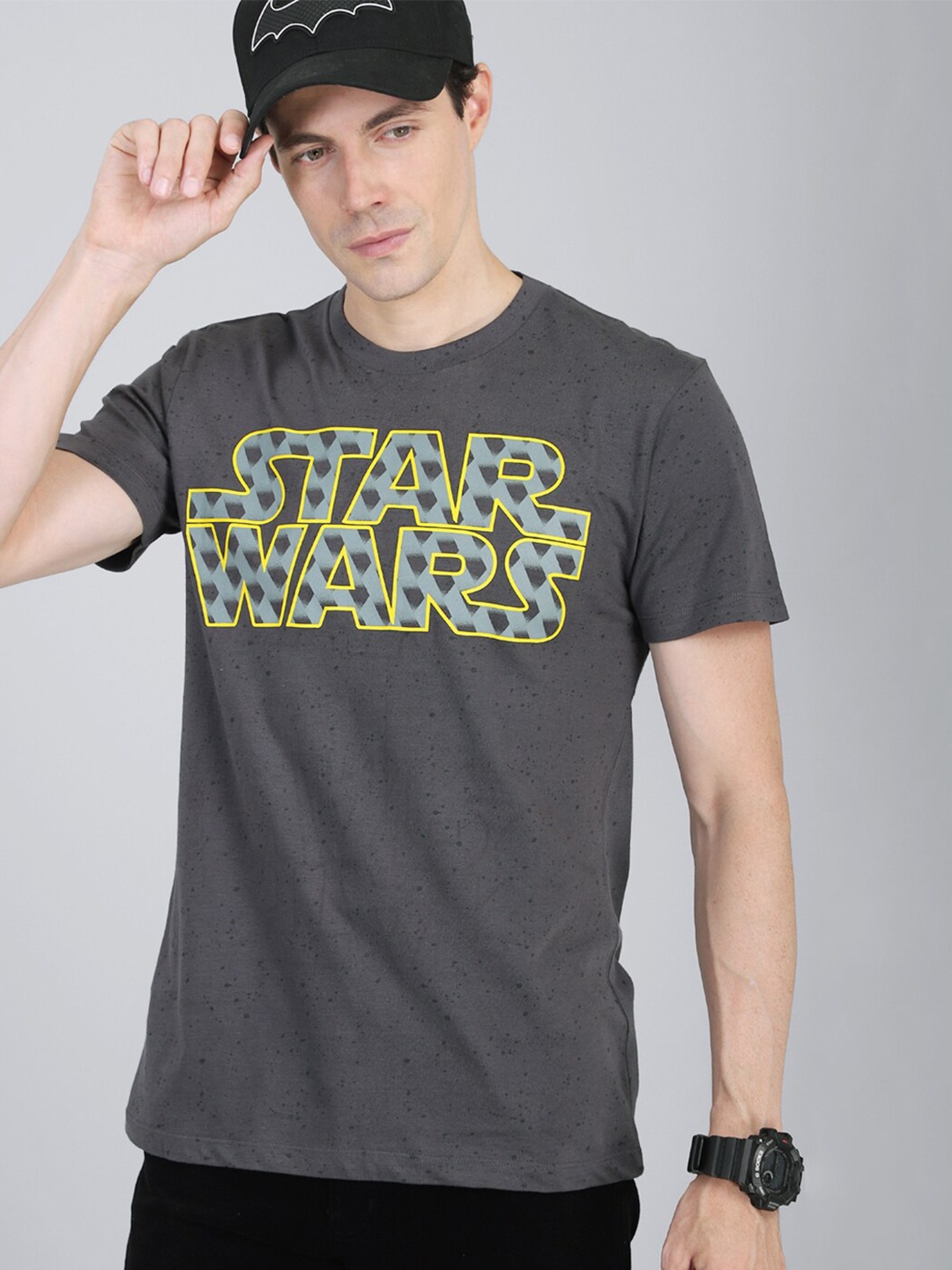 

Free Authority Men Star Wars Grey Cotton Printed T-shirt