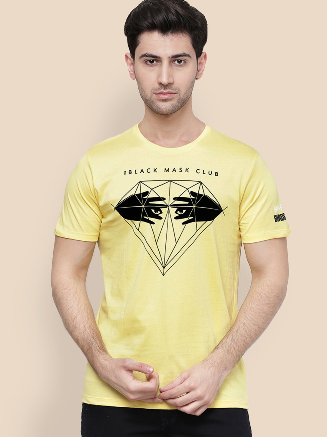 

Free Authority Men Birds Of Prey Printed Cotton T-Shirts, Yellow