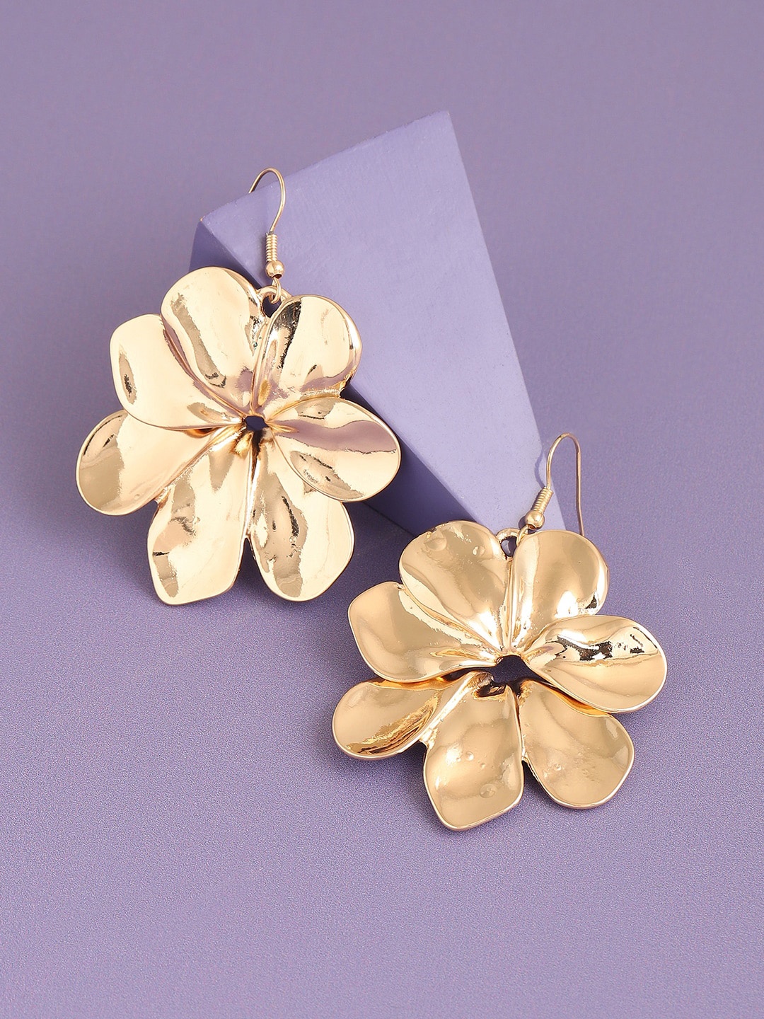 

SOHI Gold-Plated Contemporary Drop Earrings