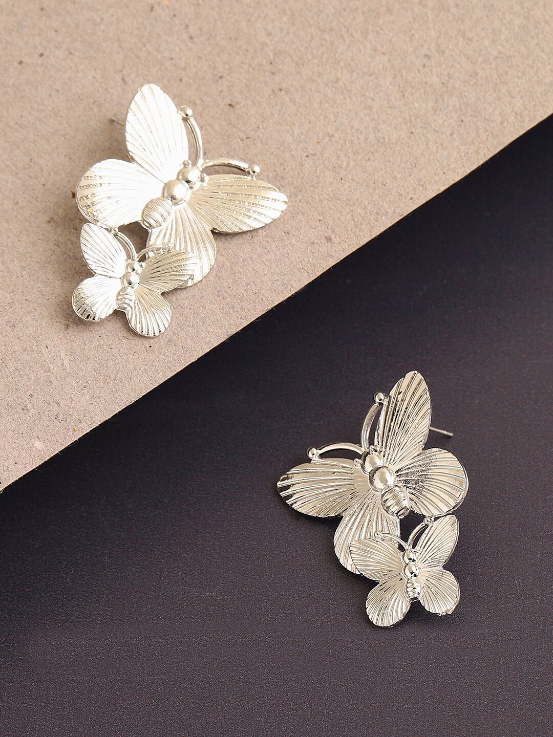 

SOHI Gold Plated Contemporary Studs Earrings