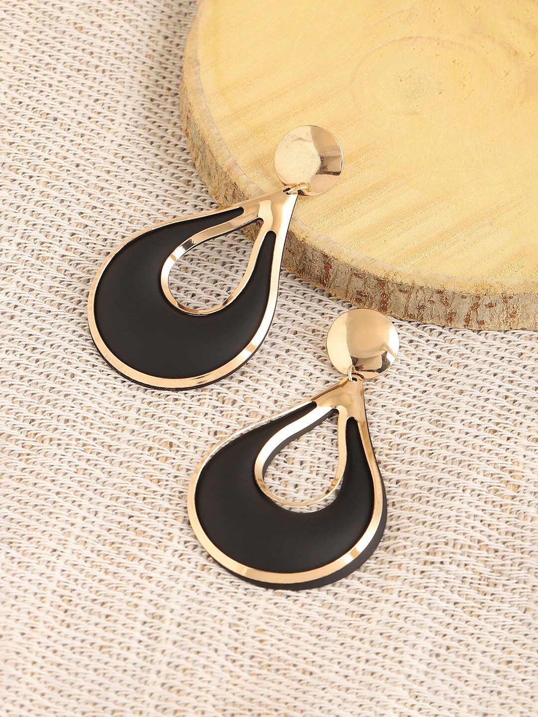 

SOHI Gold Plated Teardrop Shaped Drop Earrings, Black