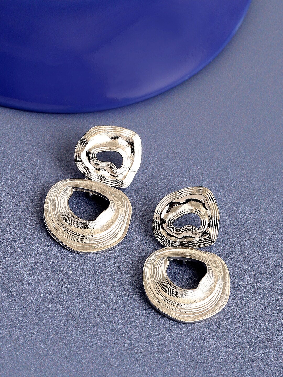 

SOHI Silver-Toned Contemporary Drop Earrings