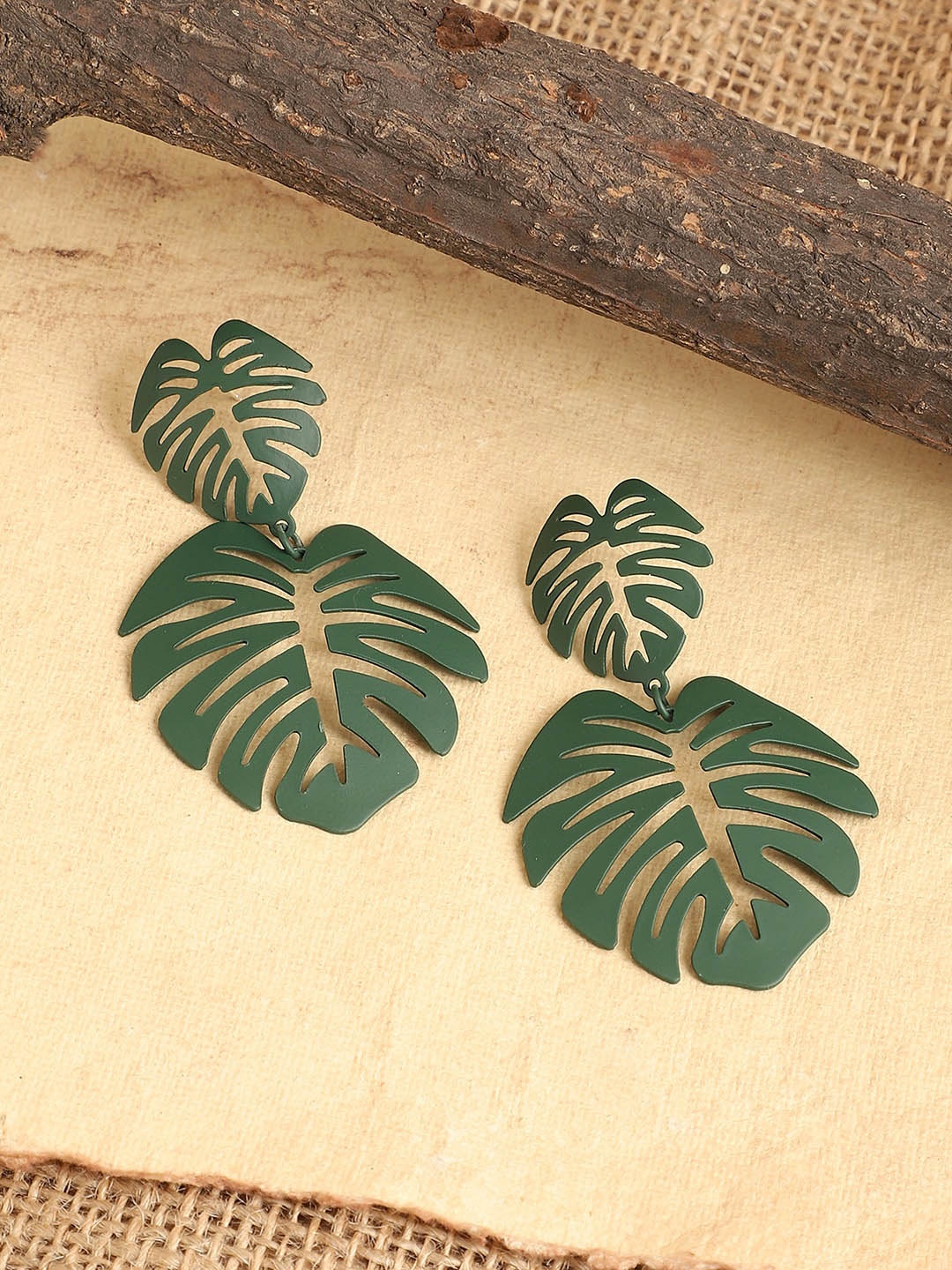 

SOHI Women Contemporary Drop Earrings, Green
