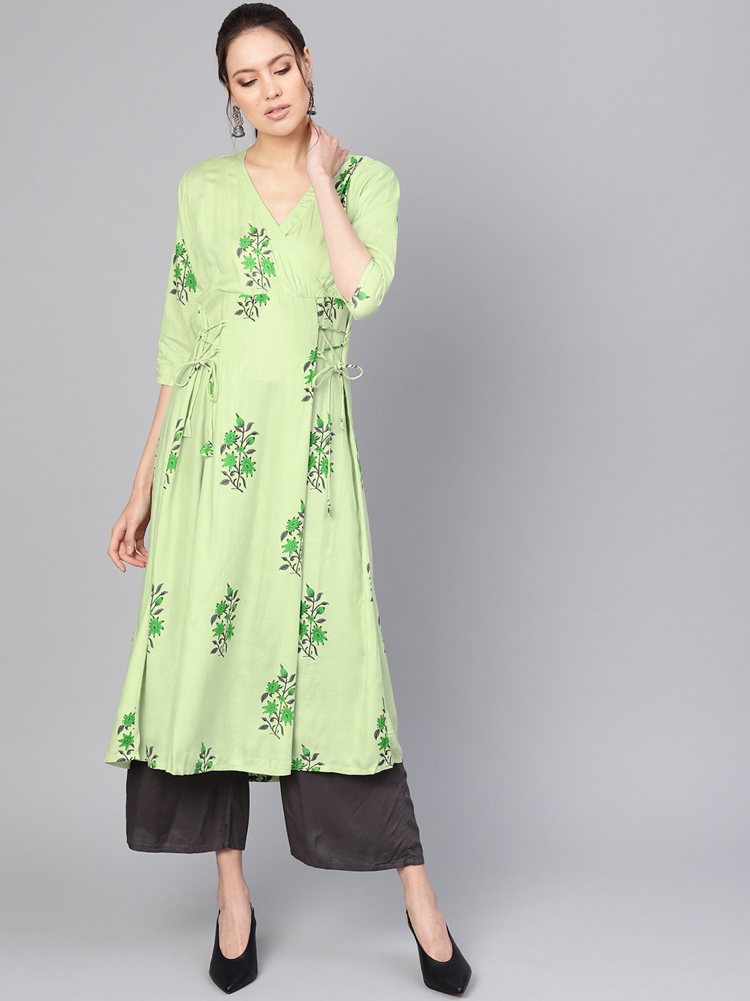 

Ives Women Floral Printed Angrakha V-Neck A-Line Kurta, Green
