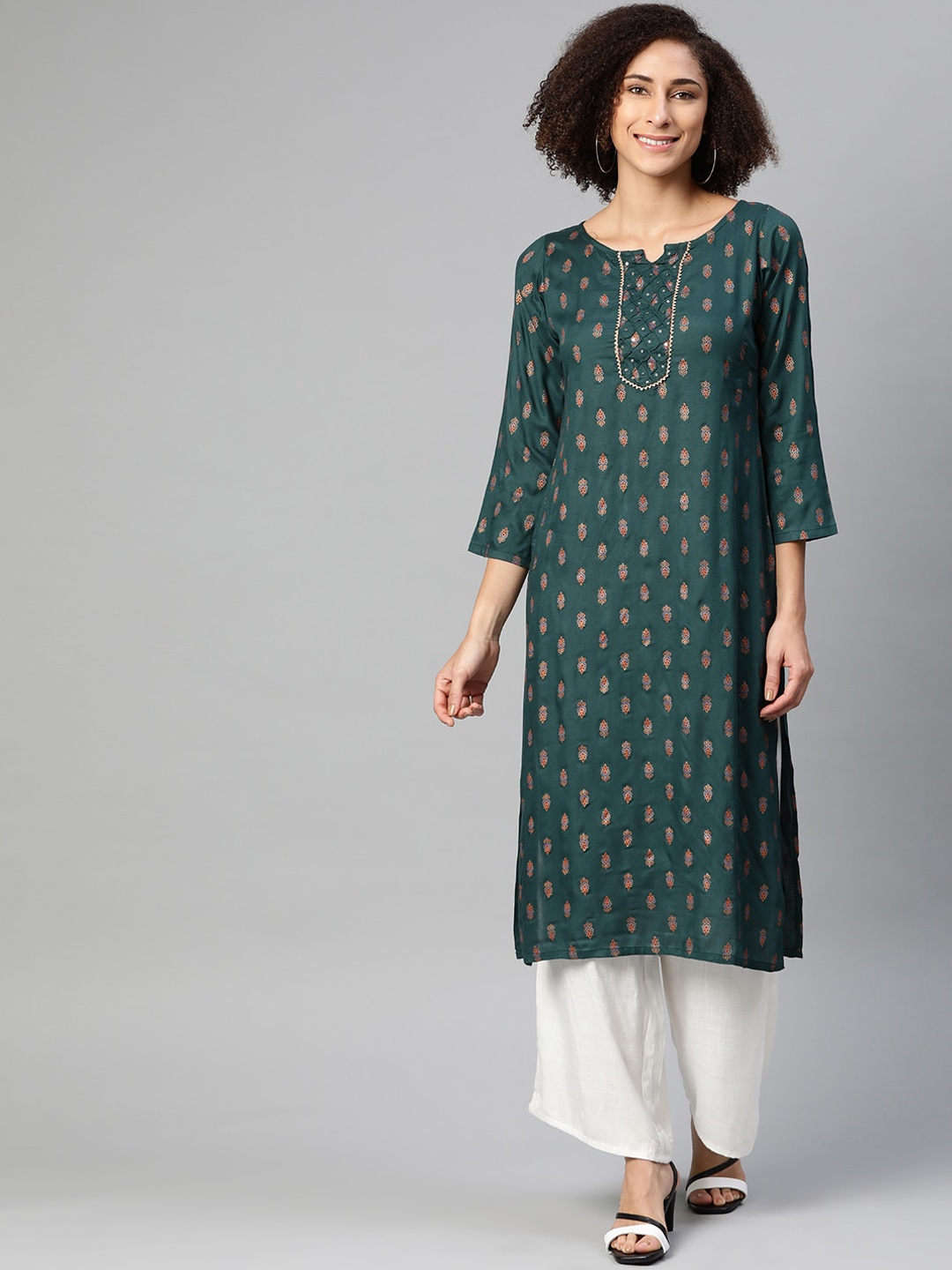 

Ives Women Ethnic Motifs Printed Notched Neck Straight Kurta, Green