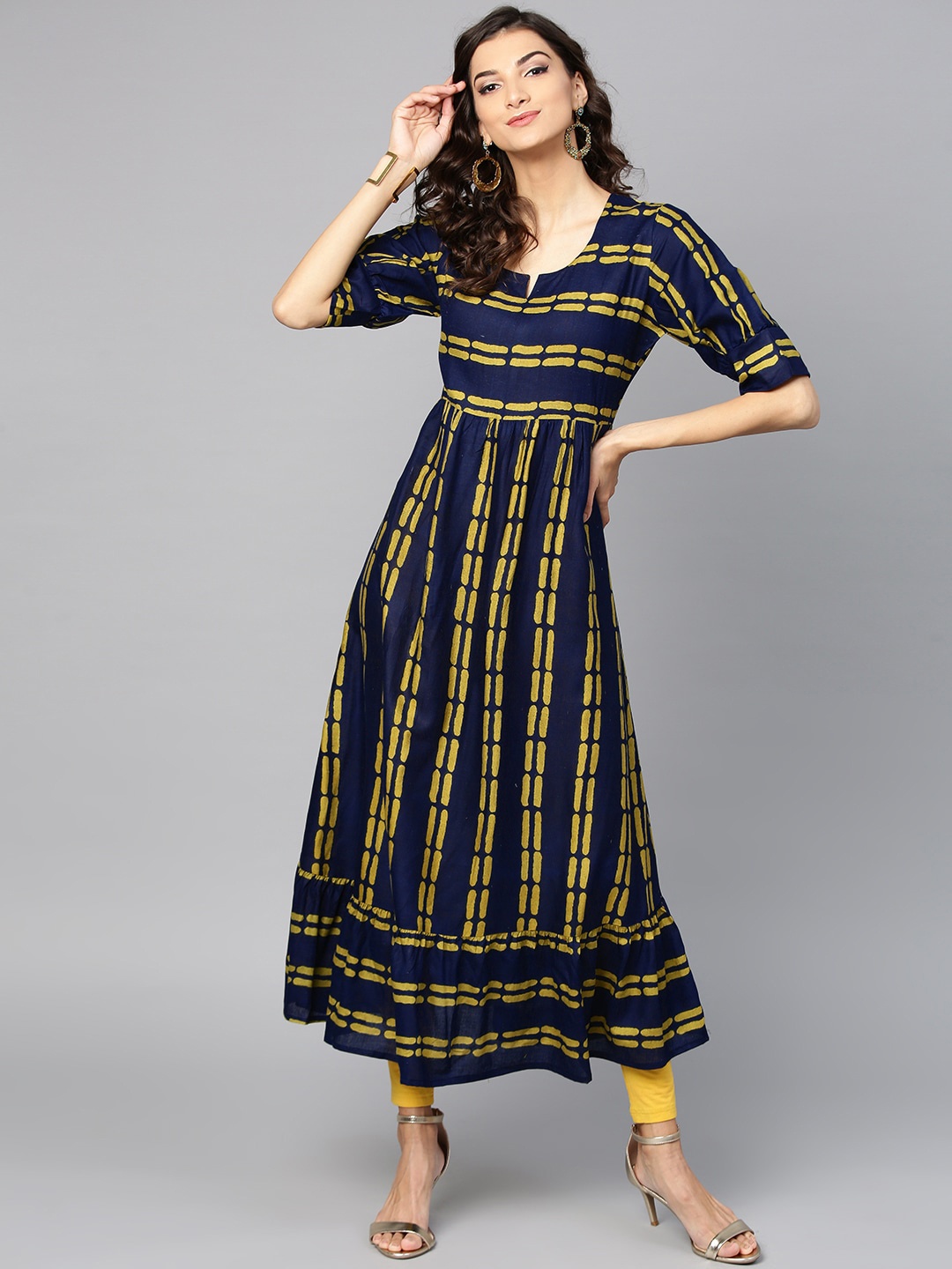 

Ives Women Striped Kurta, Navy blue