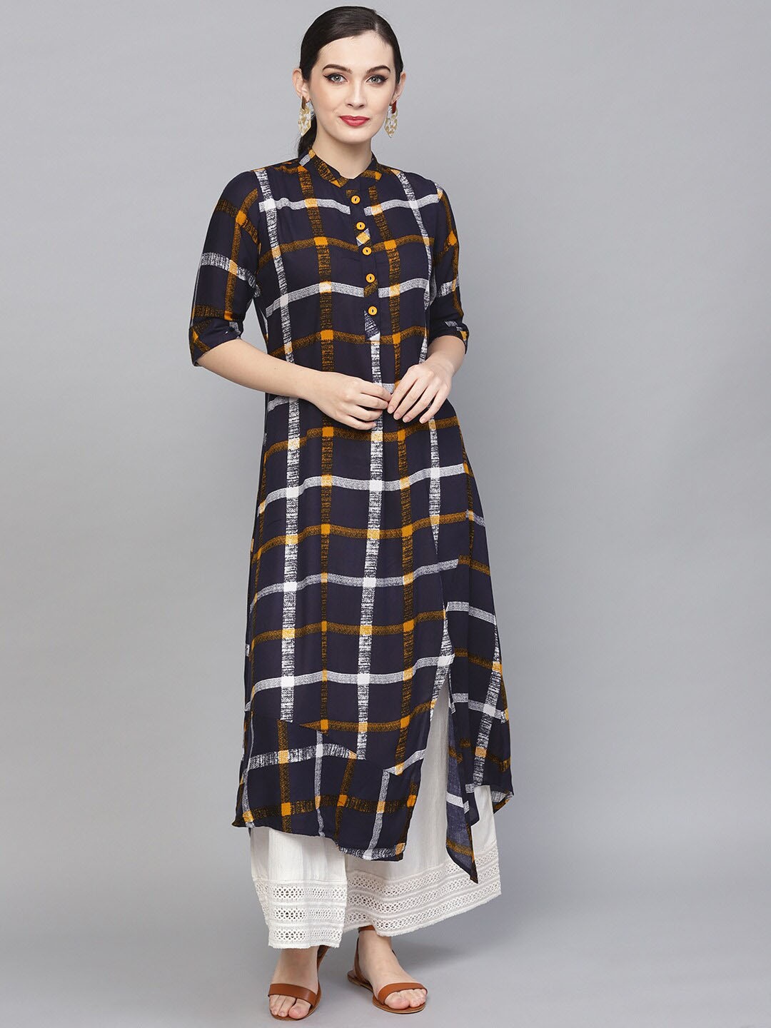 

Ives Checked Mandarin Collar A-Line Regular Fit Kurta, Navy blue