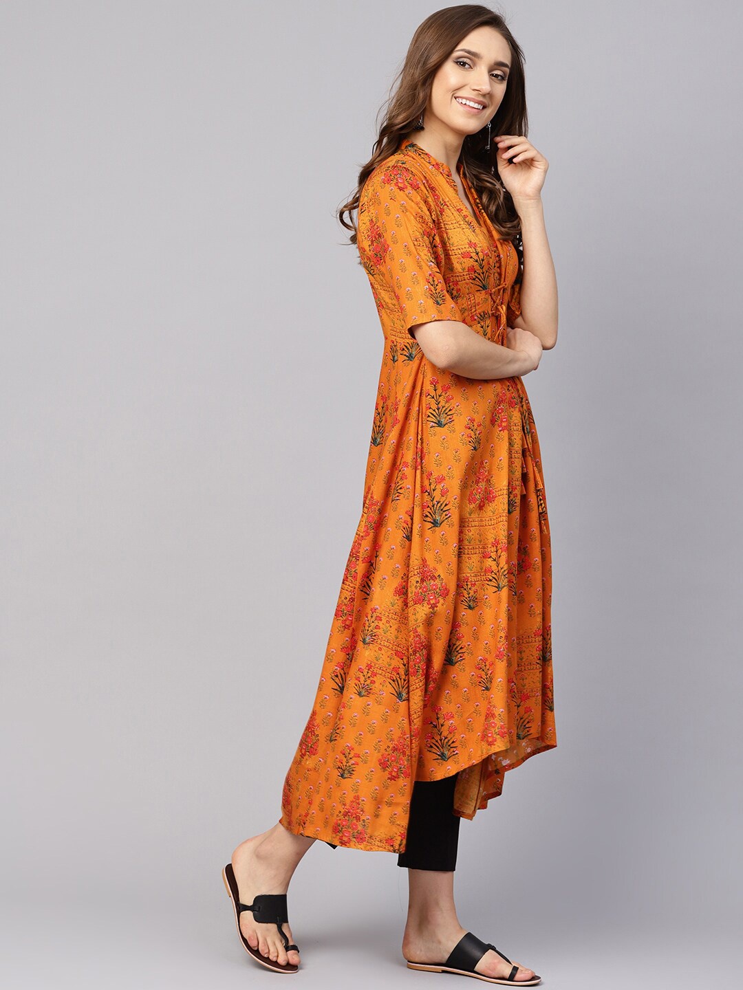 

Ives Floral Printed Floral Anarkali Regular Fit Kurta, Mustard