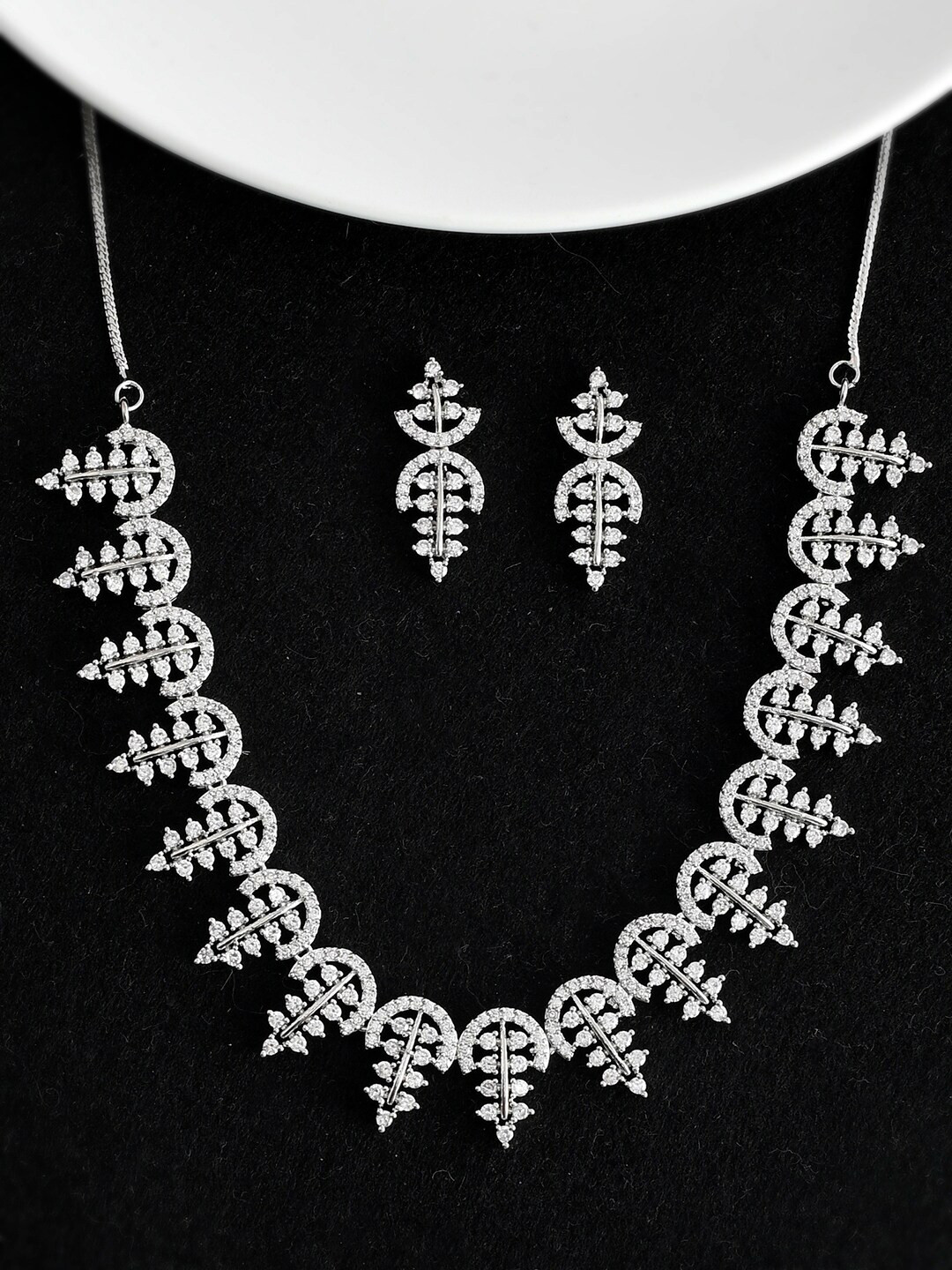 

Voylla Women Sparkling Elegance Silver-Plated CZ Stone-Studded Jewellery Set, White