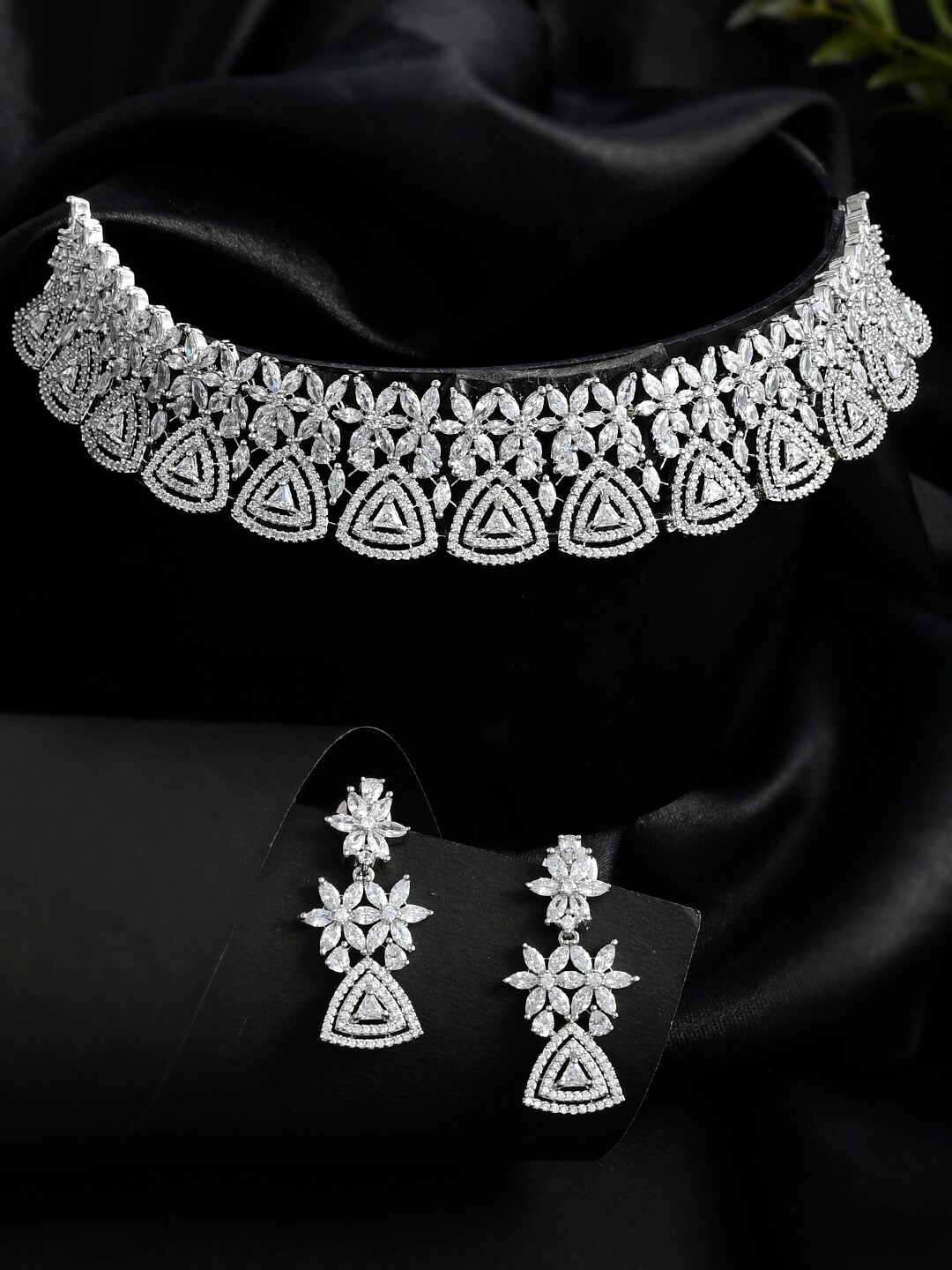 

Voylla Rhodium-Plated Silver Jewellery Set