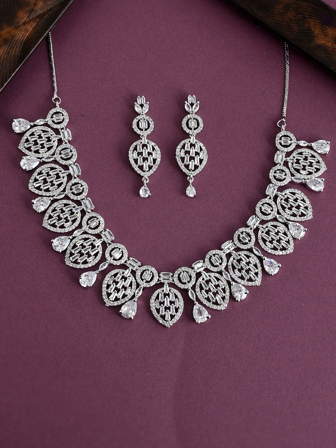 

Voylla Sparkling Elegance Opulent Rhodium-Plated CZ Stone-Studded Jewellery Set, Silver