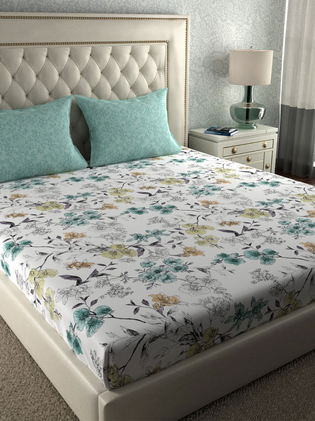 

MYTRIDENT White Blue Floral 120 TC Cotton Queen Bedsheet with 2 Pillow Covers