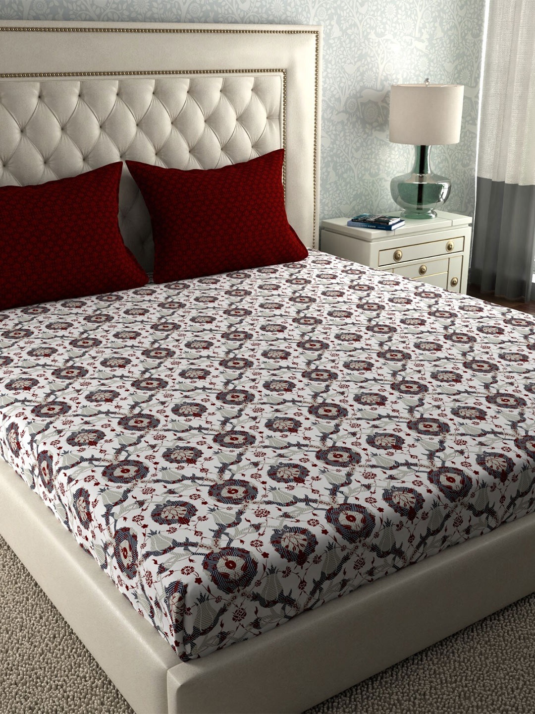 

MYTRIDENT White Red Ethnic Motifs 120 TC Cotton Queen Bedsheet with 2 Pillow Covers