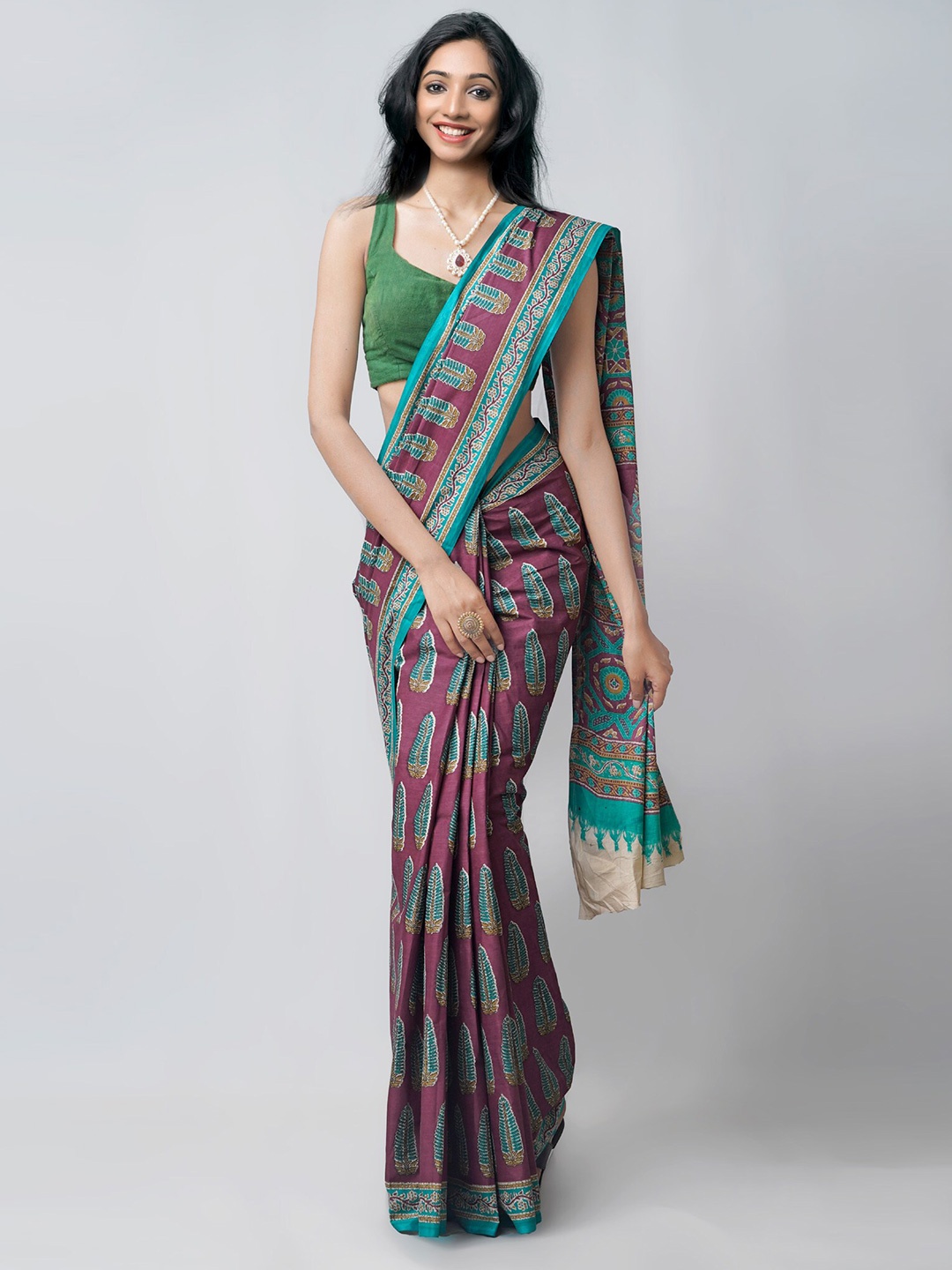 

Unnati Silks Ethnic Motifs Pure Cotton Block Printed Saree, Burgundy