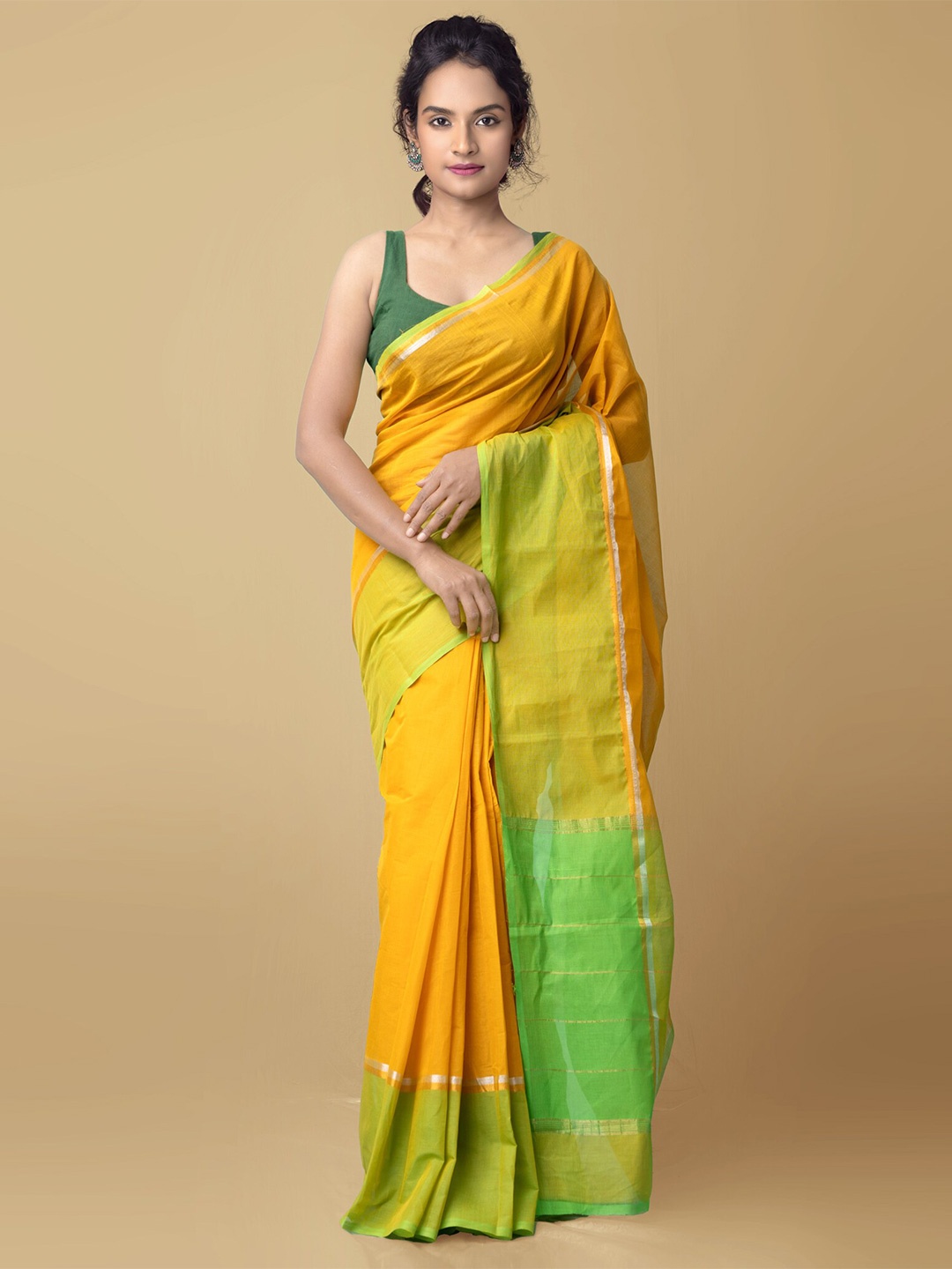 

Unnati Silks Colourblocked Pure Cotton Mangalagiri Saree, Orange