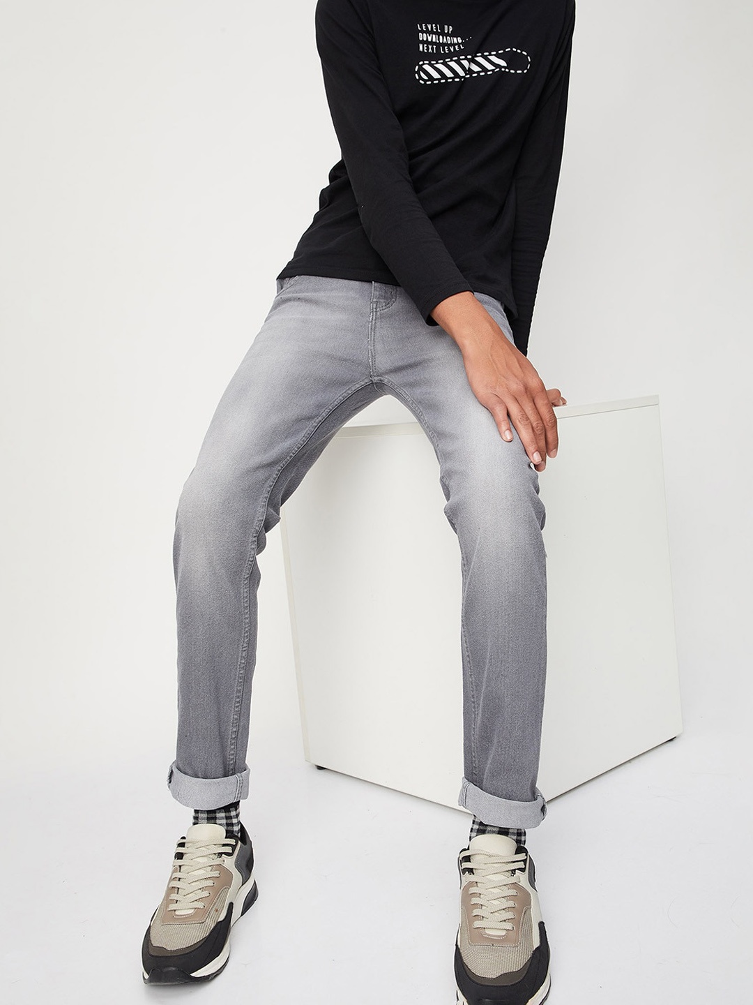 

max Boys Heavy Fade Jeans, Grey