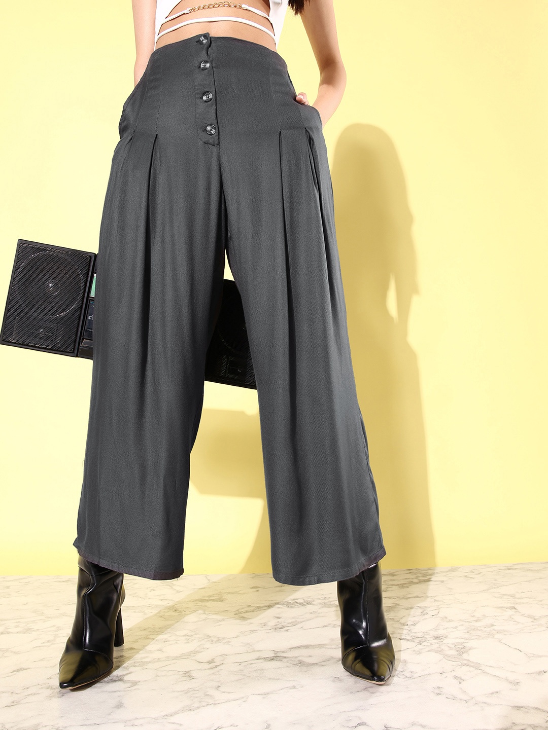 

all about you Women Romance Ramble Wide Legs & Flared Trousers, Grey