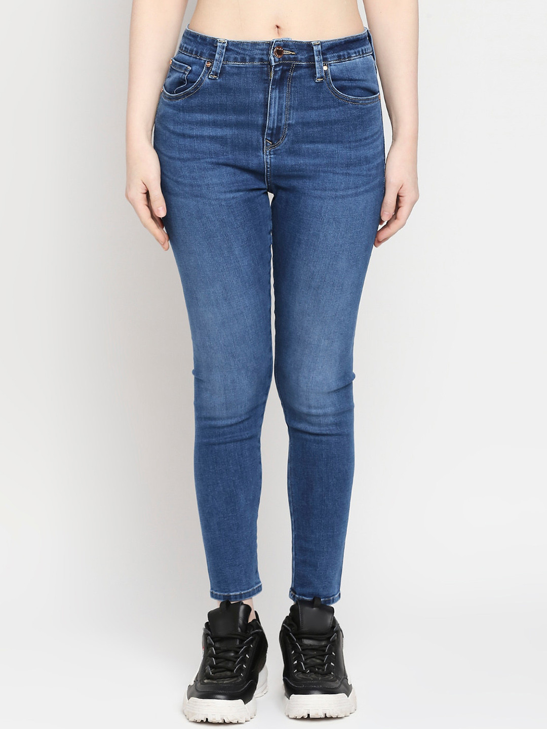 

SPYKAR Women Super Skinny Fit High-Rise Light Fade Cotton Jeans, Blue