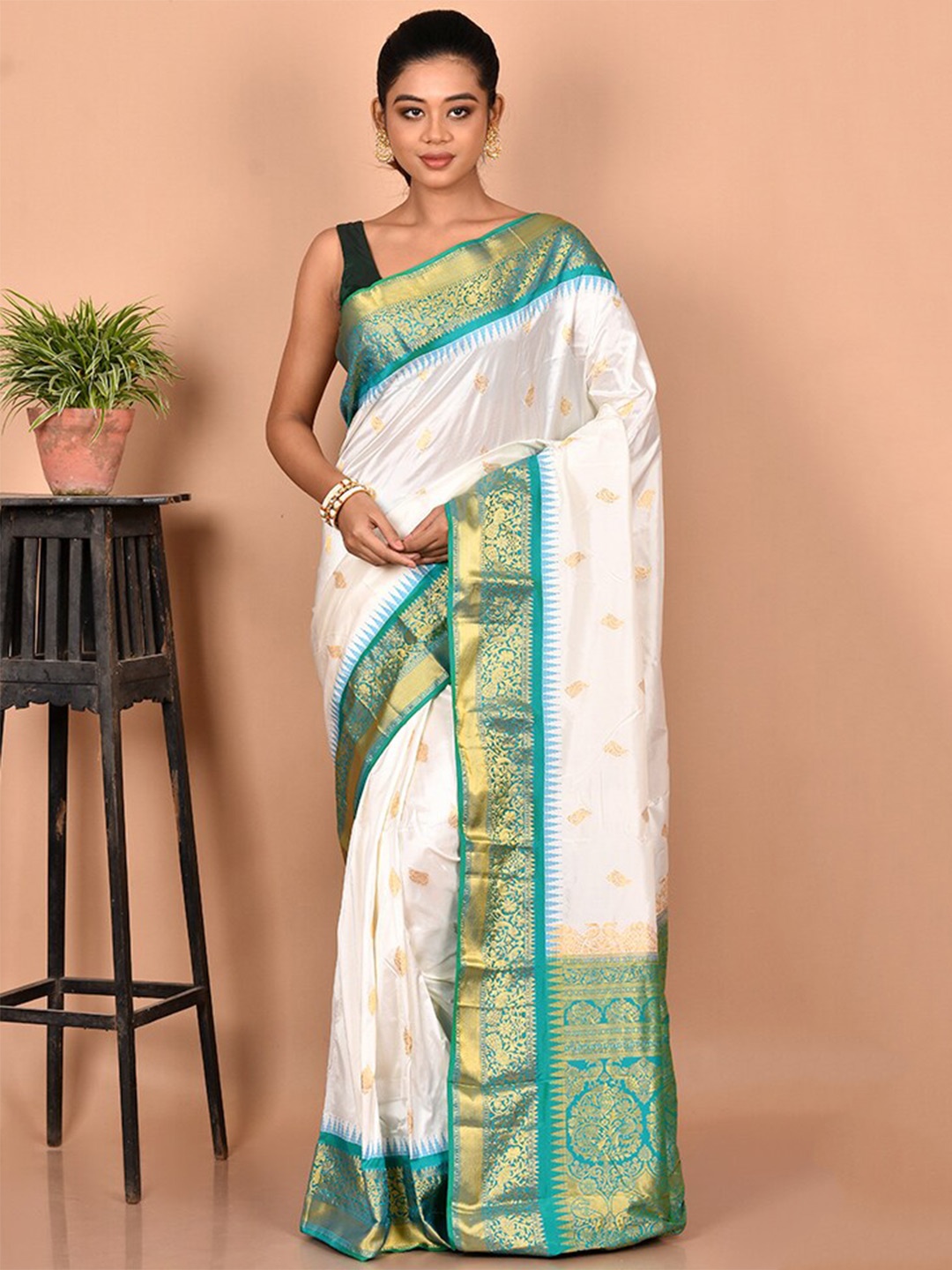 

AllSilks White & Green Woven Design Zari Pure Silk Kanjeevaram Saree