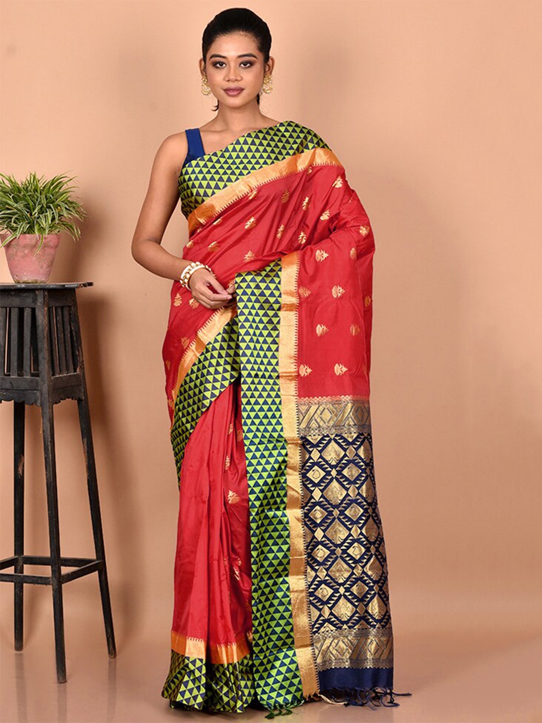 

AllSilks Red & Green Woven Design Zari Silk Blend Kanjeevaram Saree