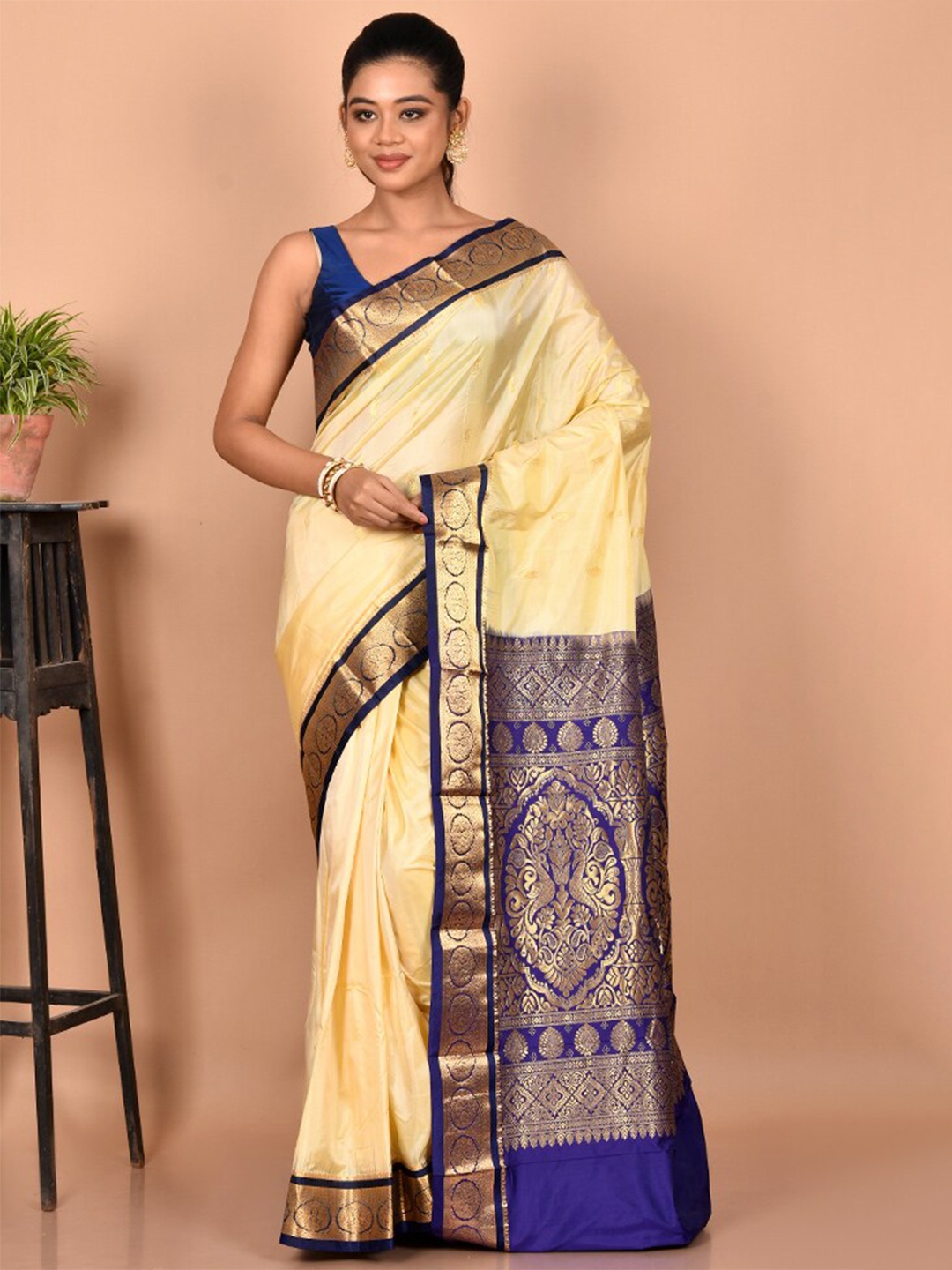 

AllSilks Zari Silk Blend Kanjeevaram Saree, Cream