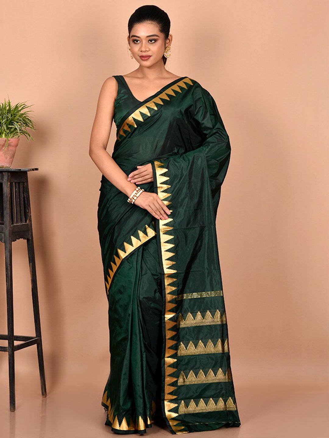 

AllSilks Zari Silk Blend Kanjeevaram Saree, Green