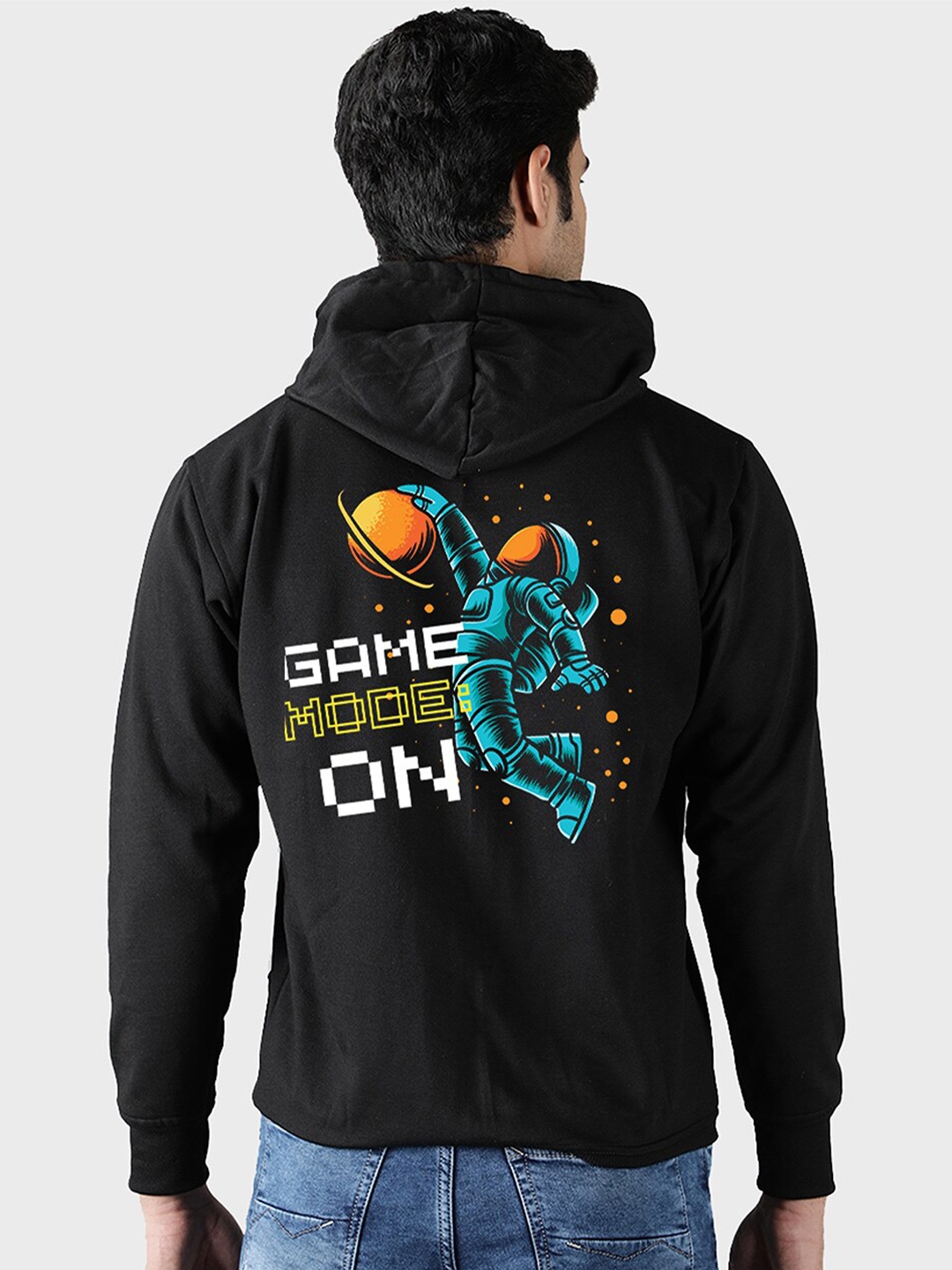 

Mad Over Print Men Black Printed Hooded Sweatshirt