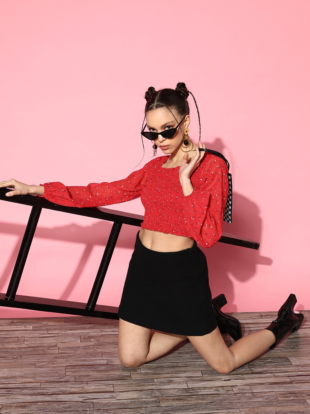 

Berrylush Bishop Sleeves Ditsy Floral Print Smocked Crop Top, Red