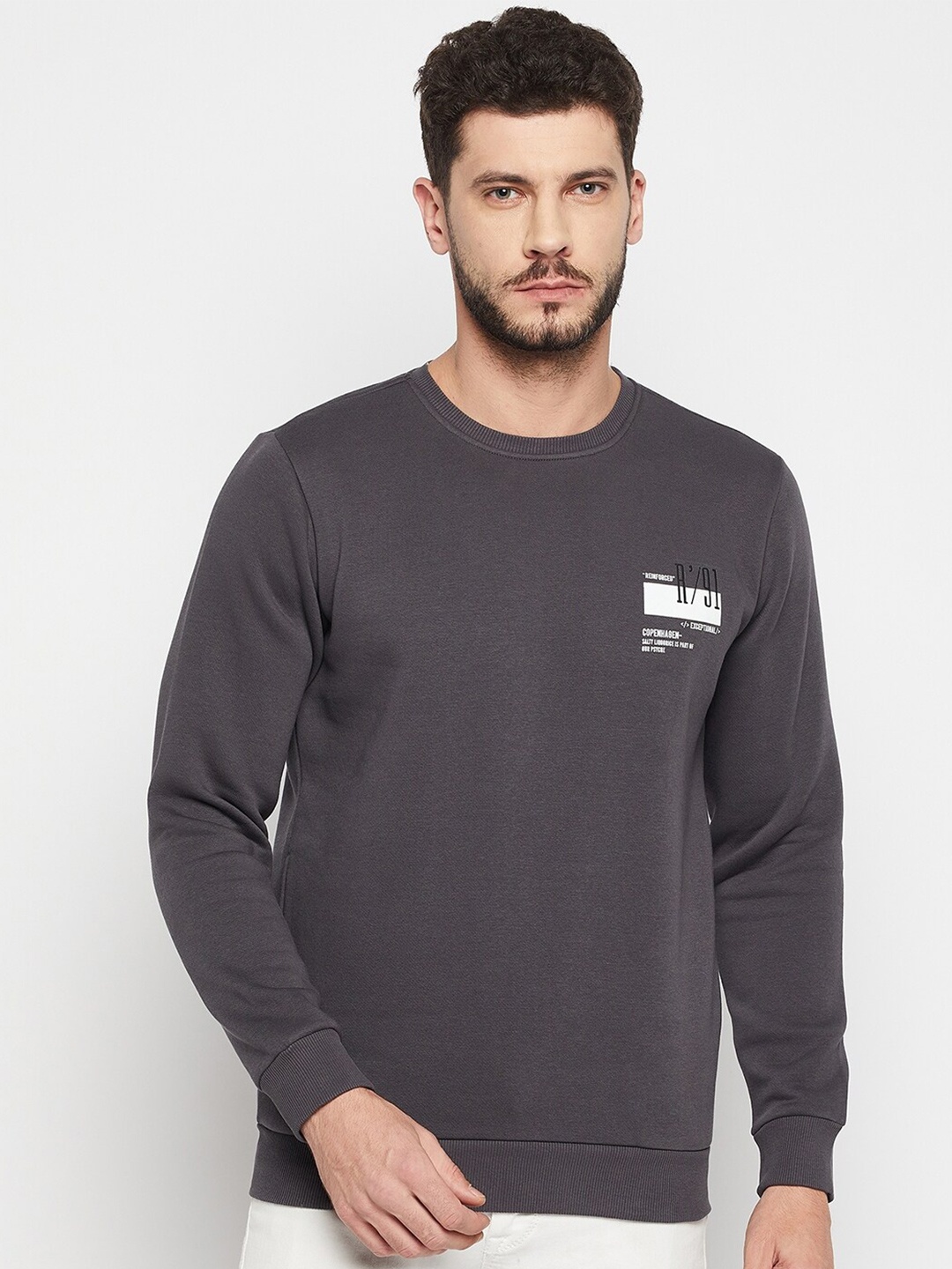 

QUBIC Men Grey Cotton Sweatshirt