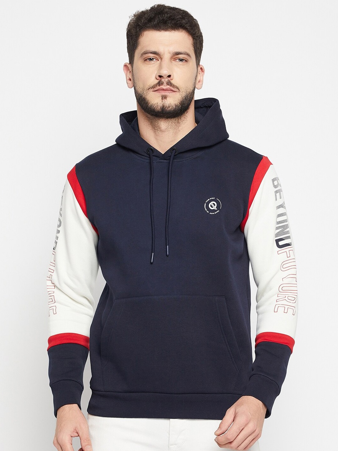 

QUBIC Men Navy Blue Cotton Colourblocked Sweatshirt