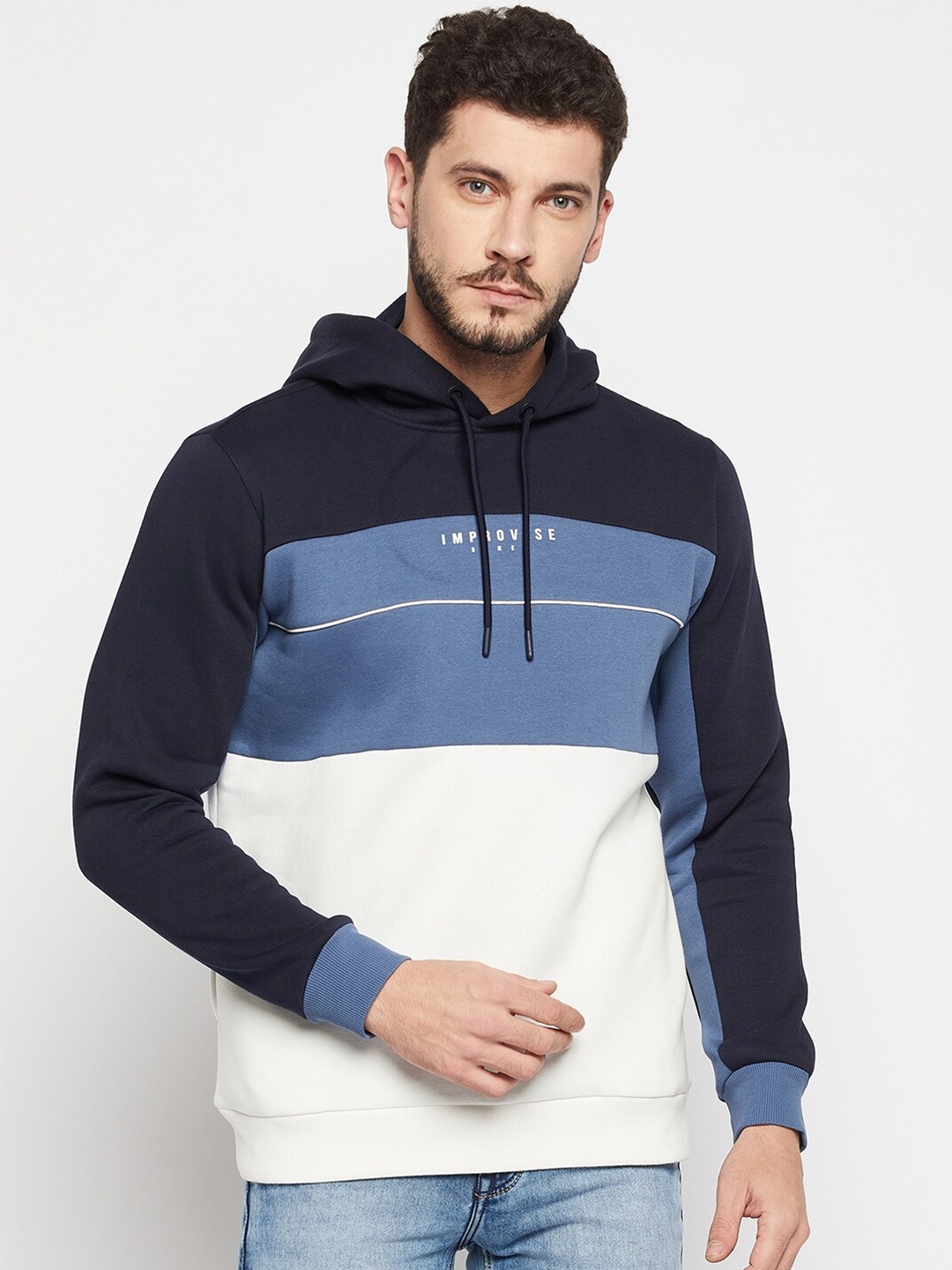 

QUBIC Men White Cotton Colourblocked Sweatshirt