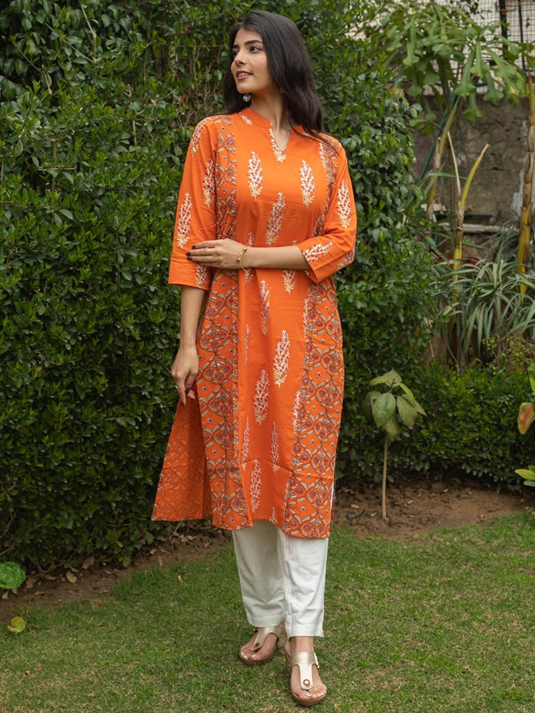 

NeshamaKurti Thread Work Kurta, Orange