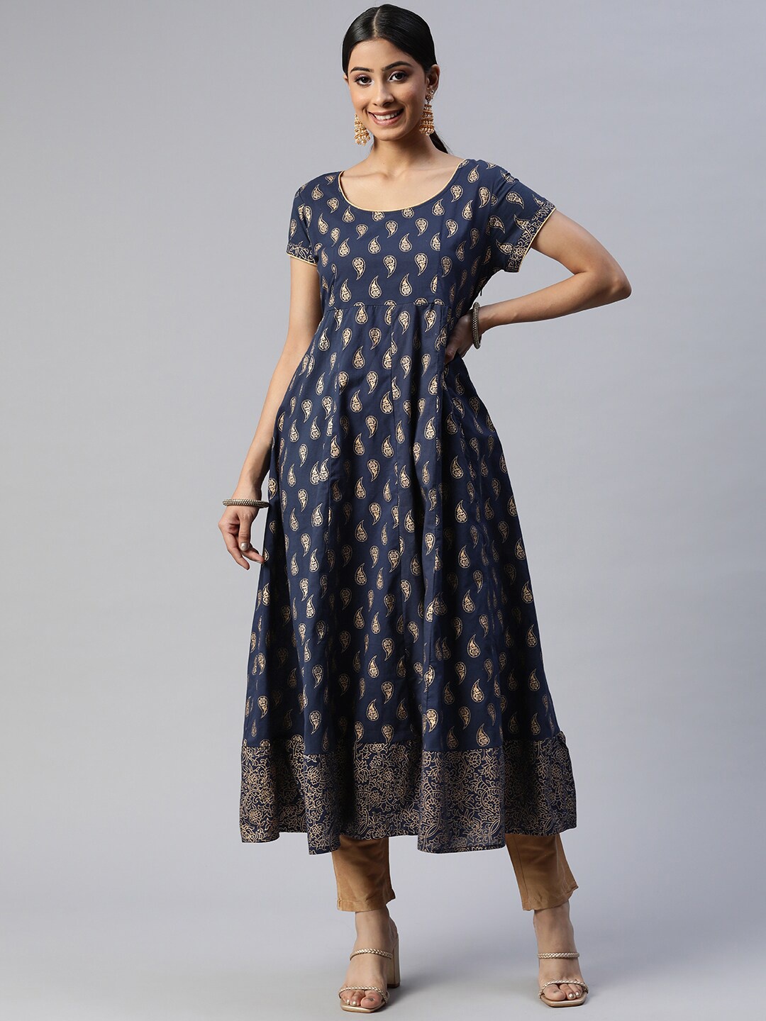

NeshamaKurti Women Paisley Printed Anarkali Cotton Kurta, Navy blue
