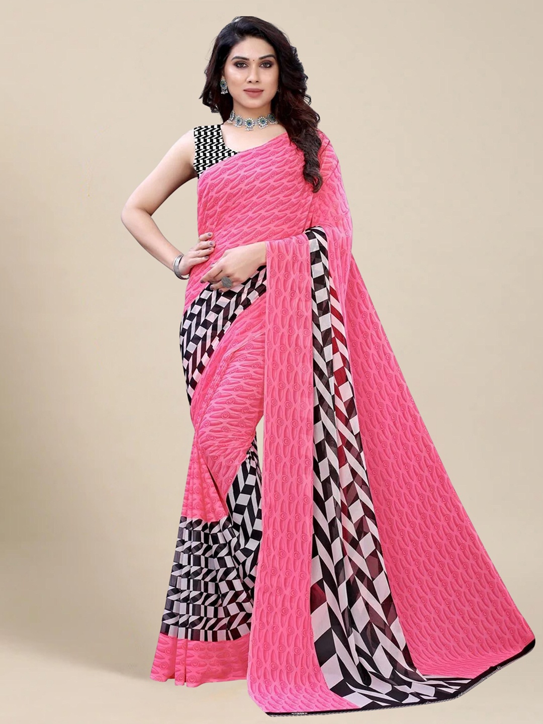 

MS RETAIL Printed Geometric Saree, Pink