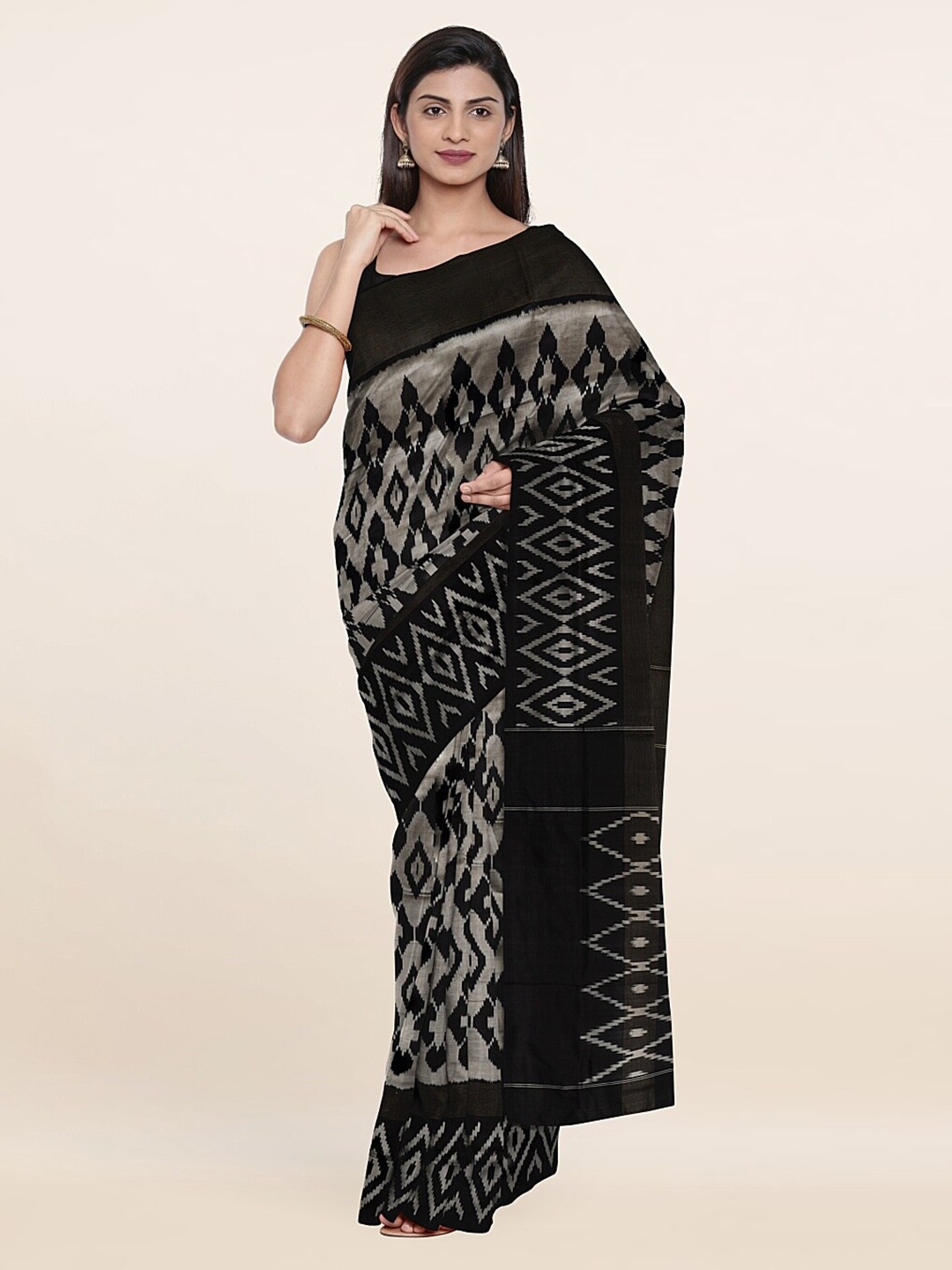 

Pothys Grey & Black Zari Pure Silk Saree