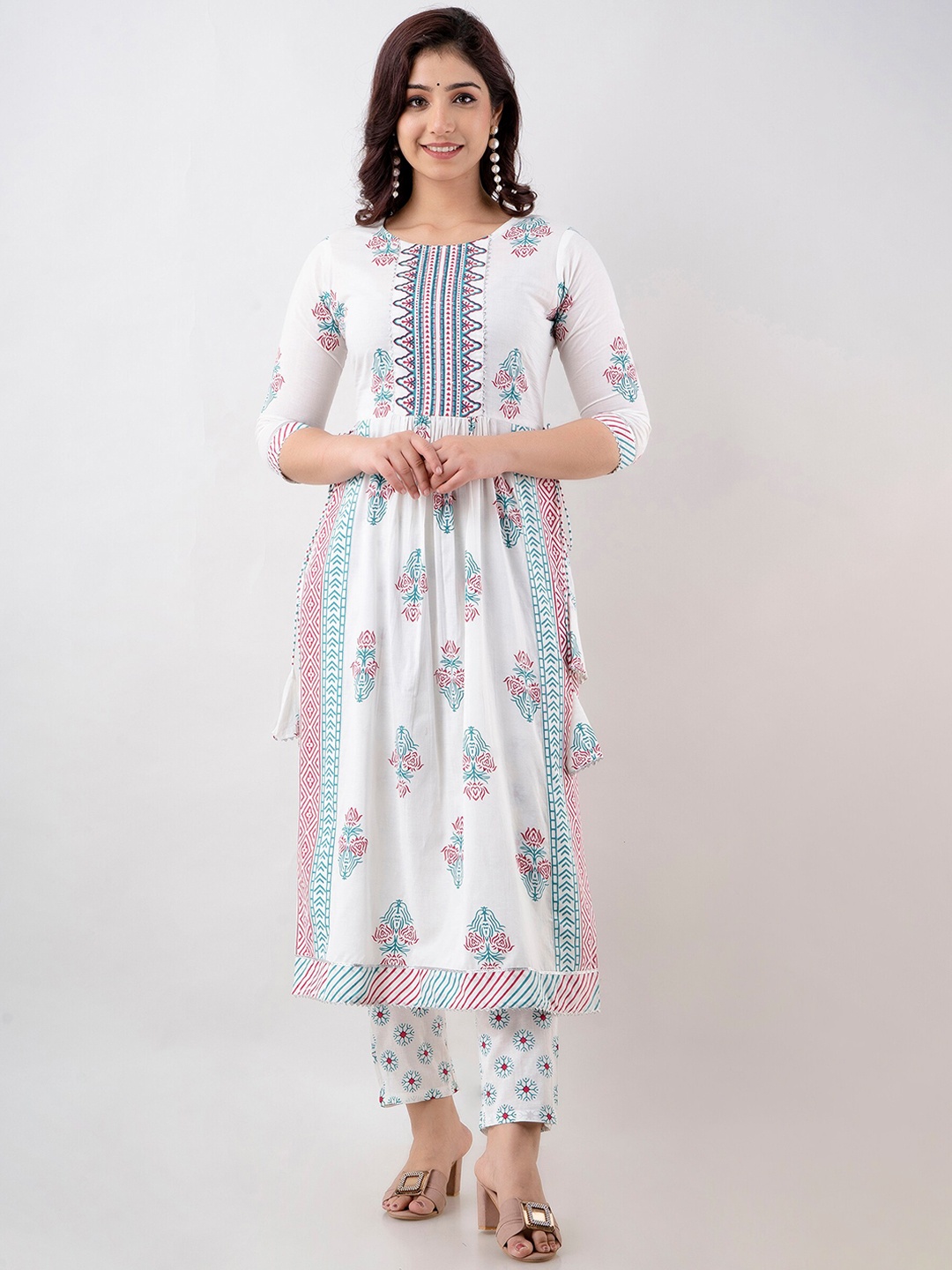 

KALINI Women Floral Printed Gotta Patti Kurta With Trousers, White